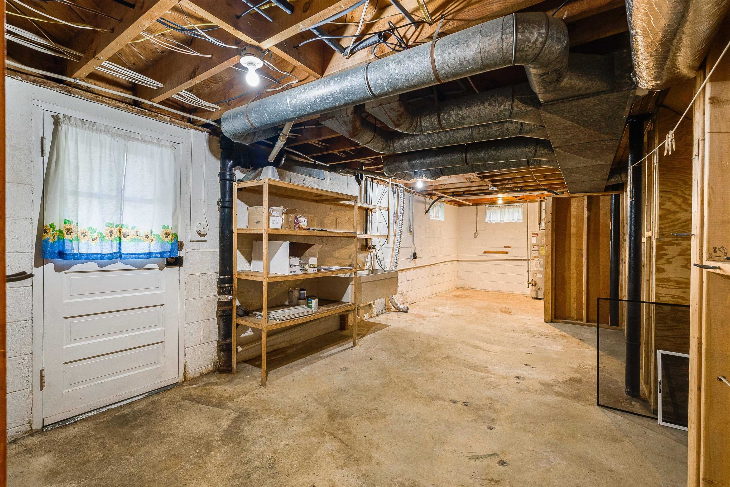810 REID ST