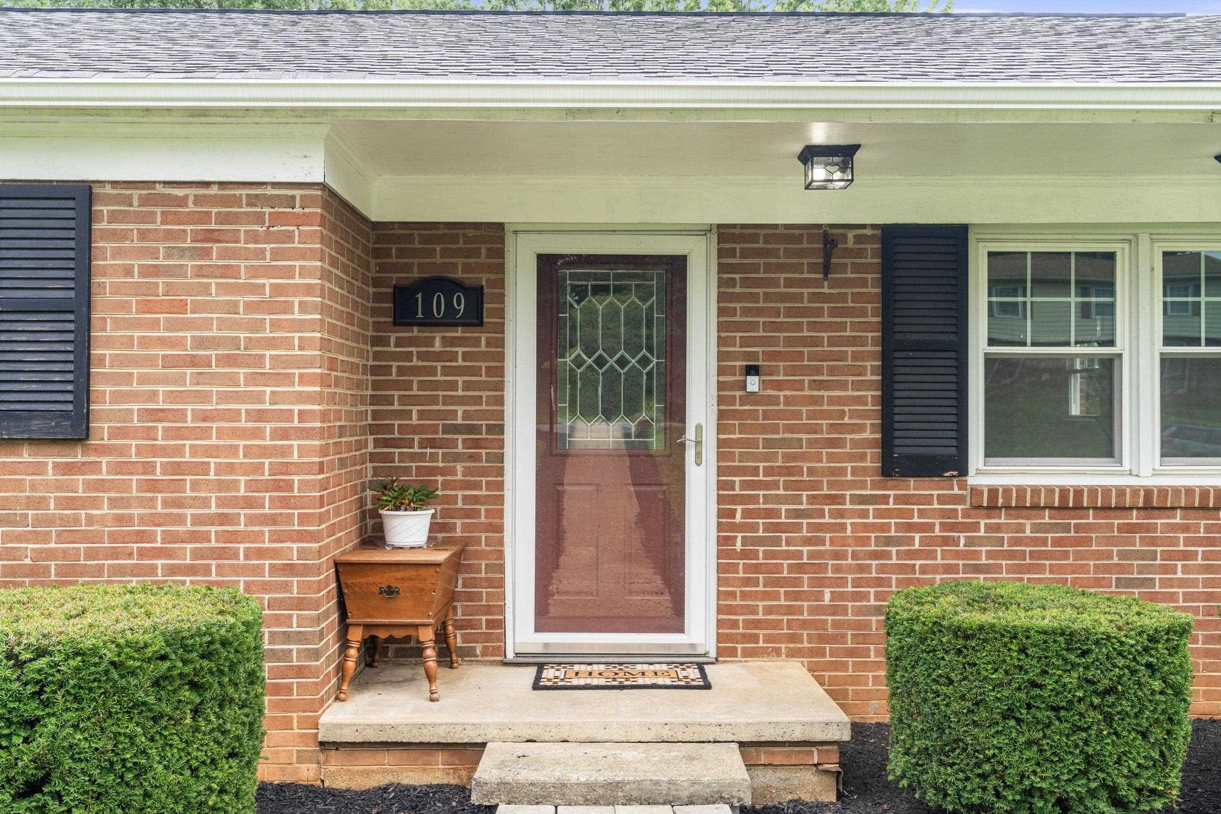 109 FOX HILL DR