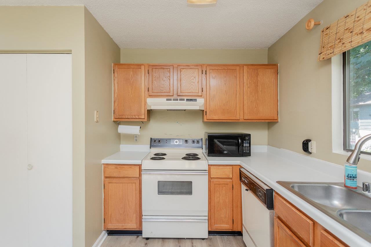510 STONEFIELD CT