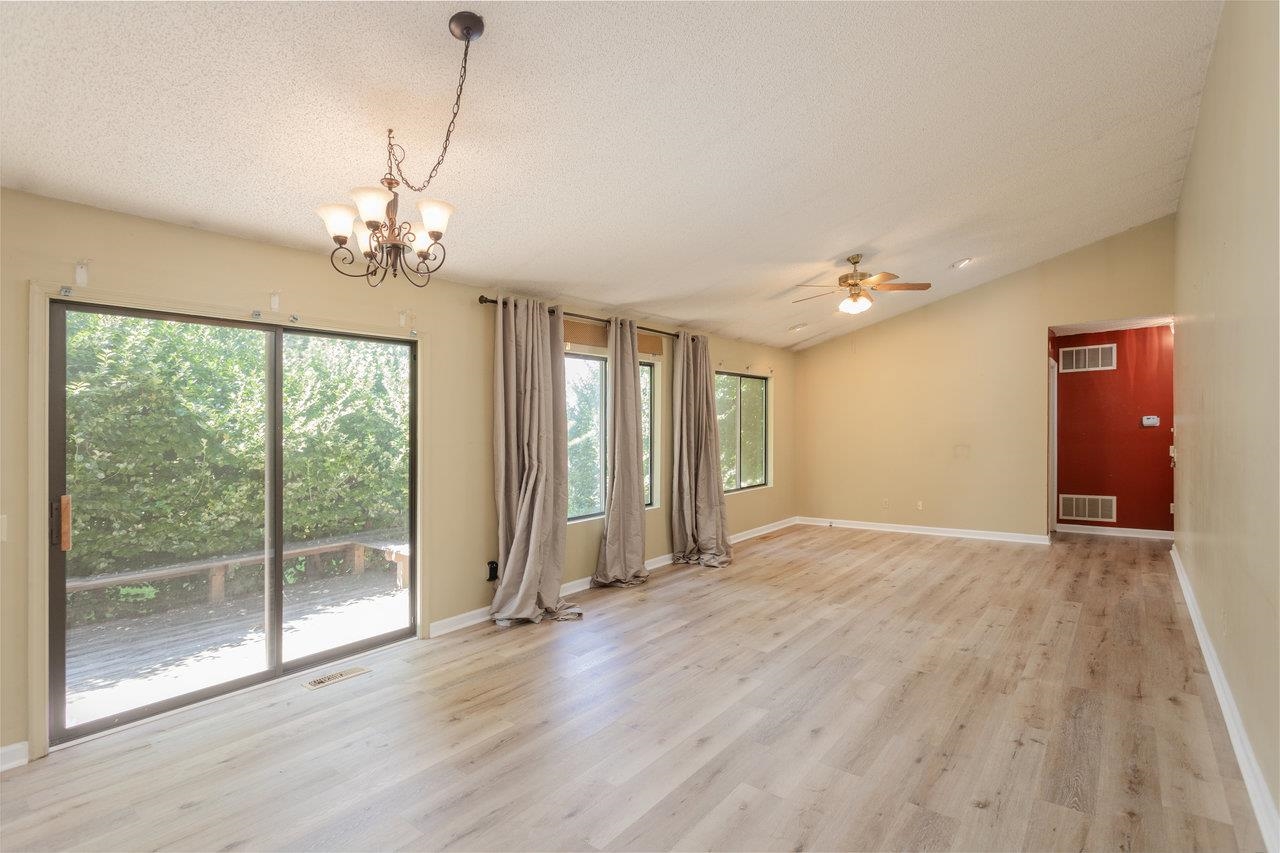 510 STONEFIELD CT