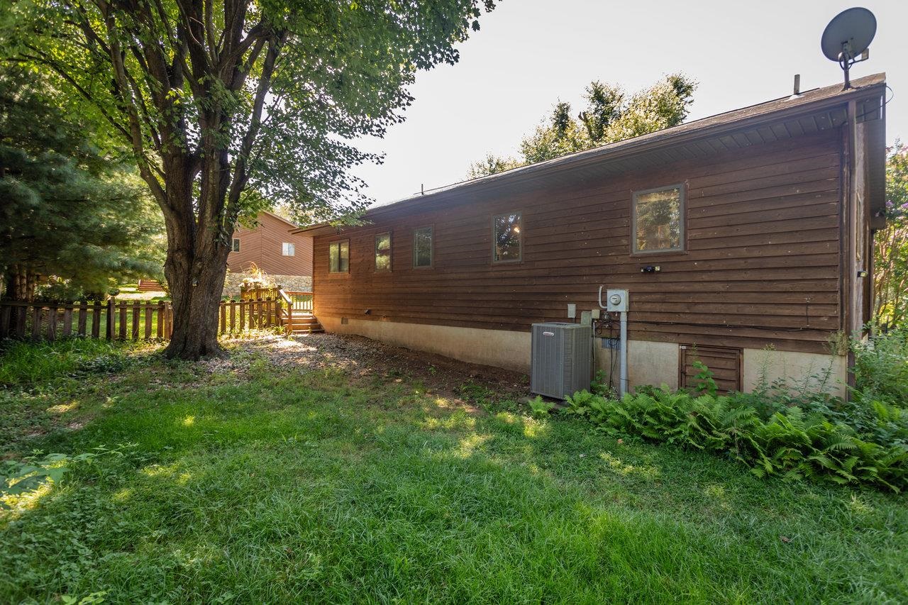 510 STONEFIELD CT