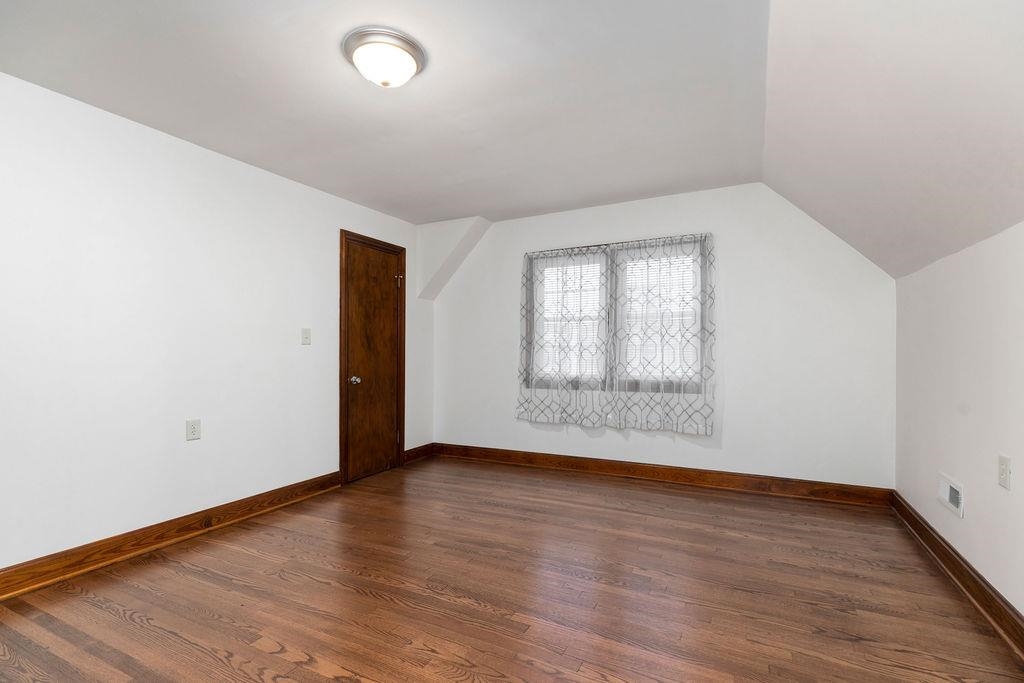 135 N CENTRAL AVE