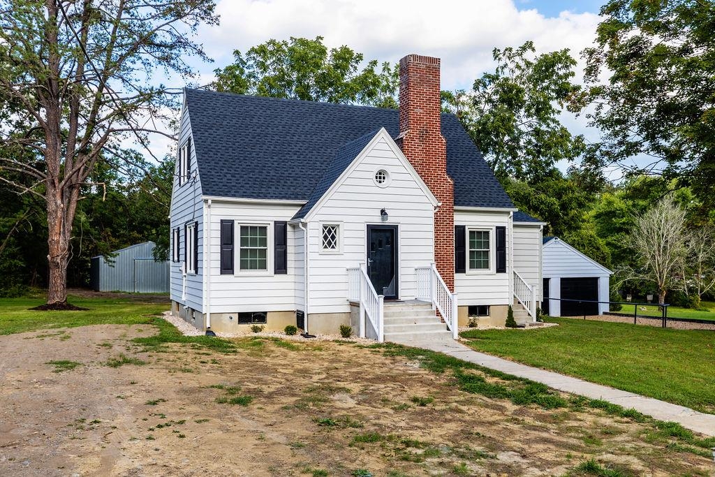 135 N CENTRAL AVE