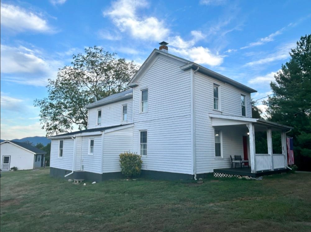 634 NEW HOPE AND CRIMORA RD