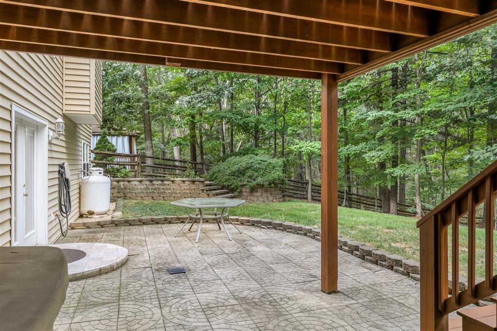 340 ALLEGHANY DR