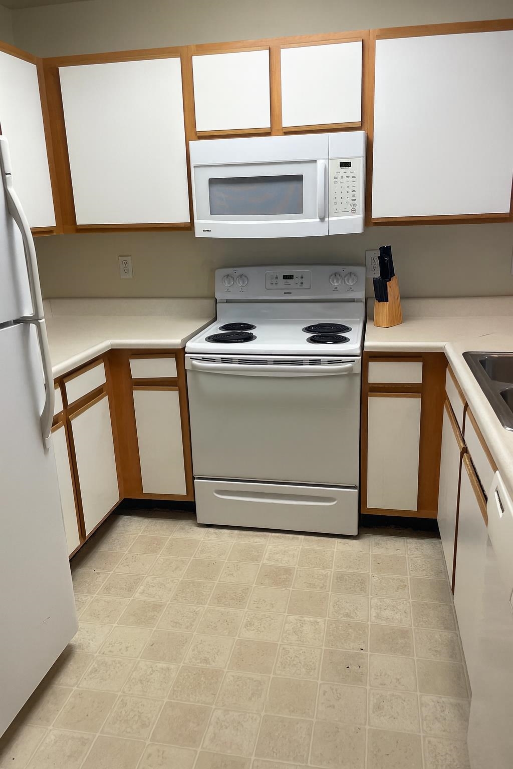 2455 CAMPUS VIEW CIR Unit: 101