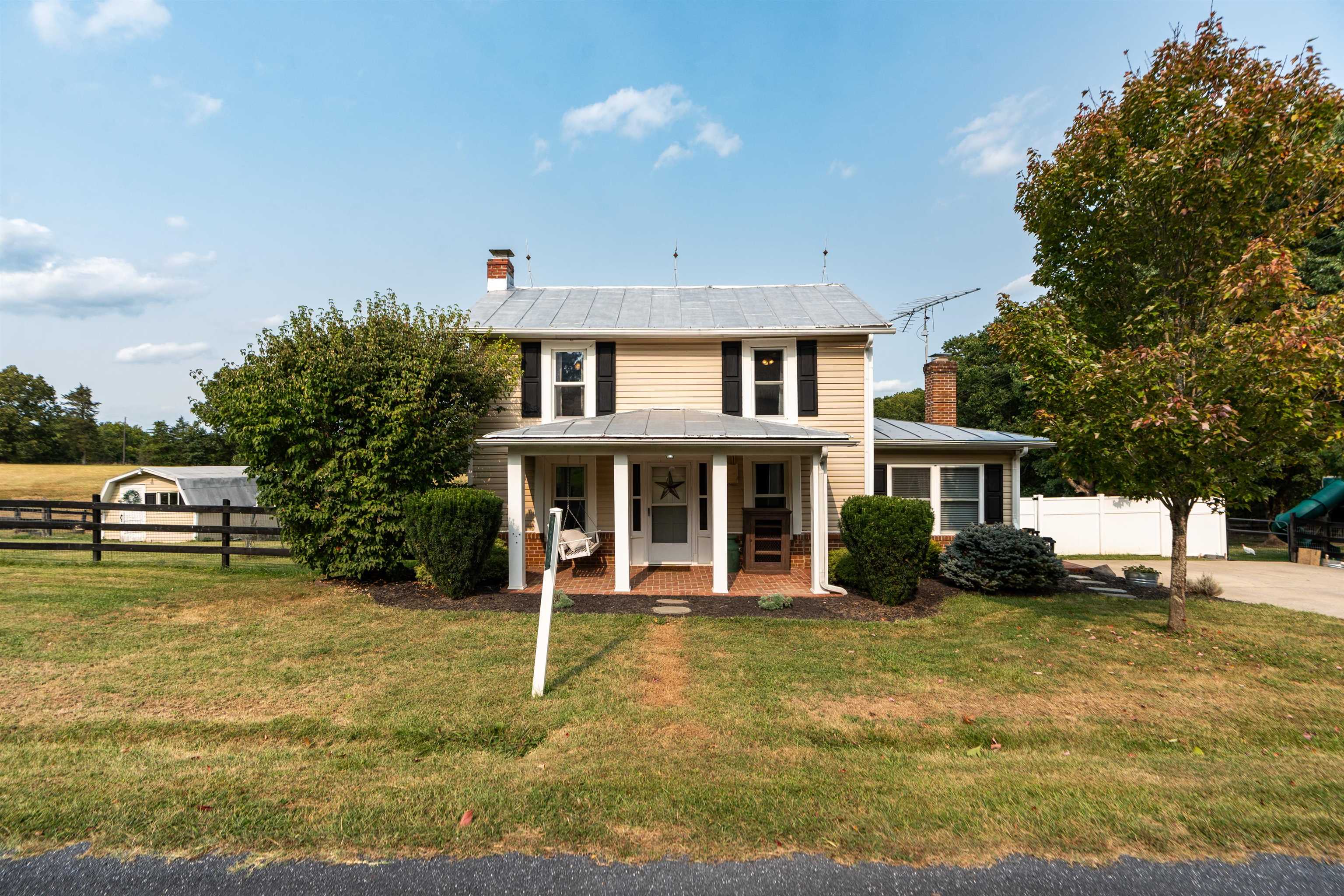 363 NISWANDER RD