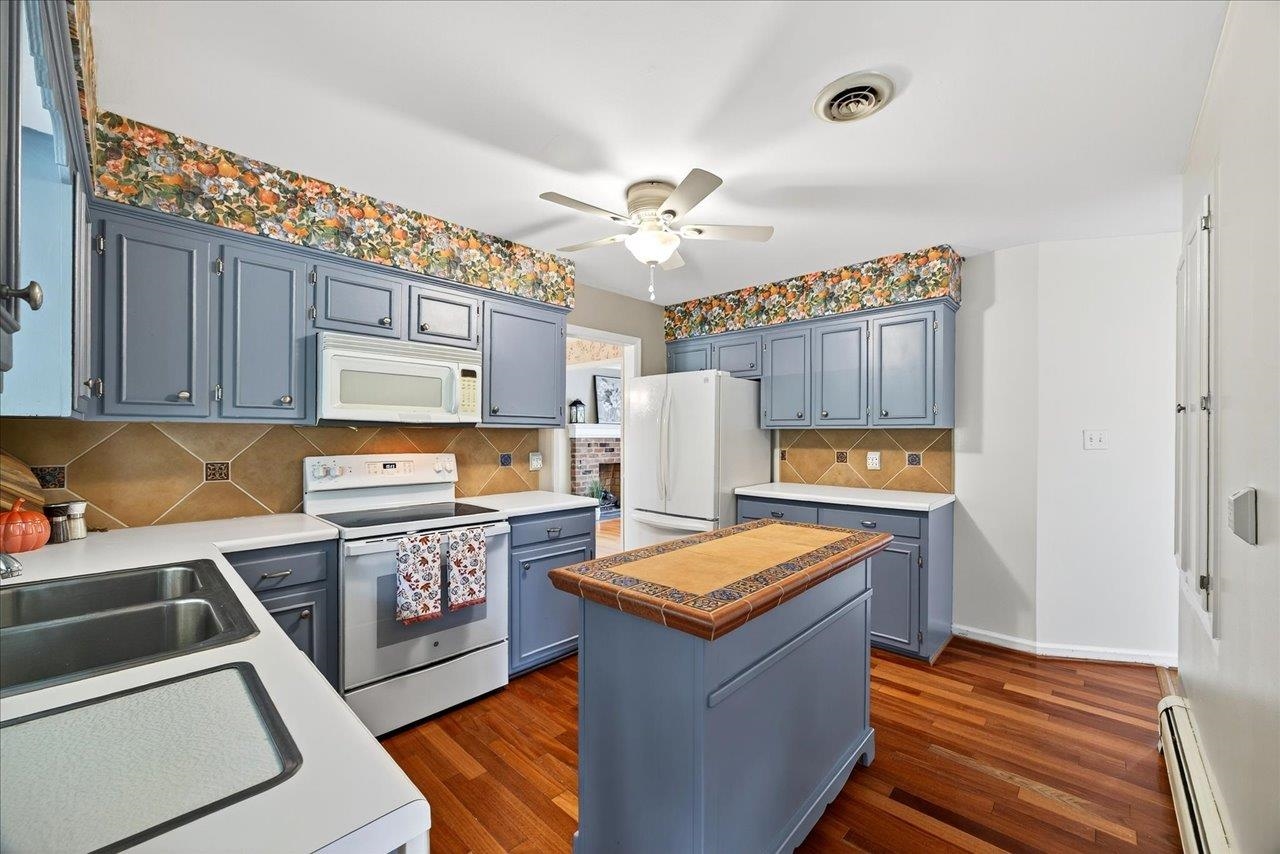 1185 PINEHURST RD