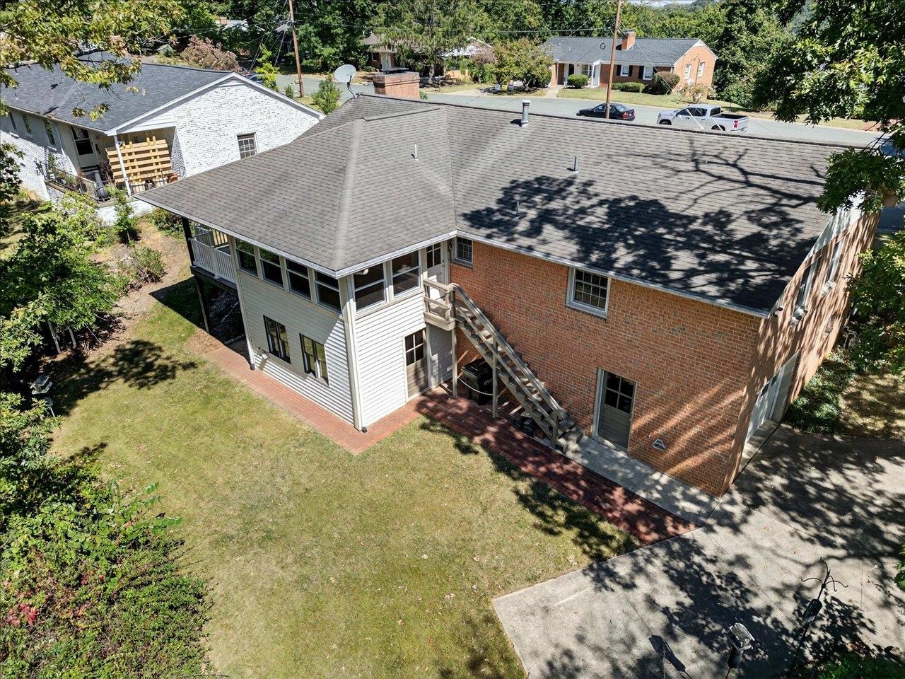 1185 PINEHURST RD