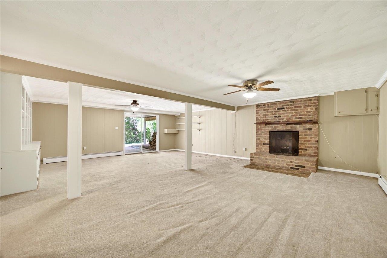 1185 PINEHURST RD