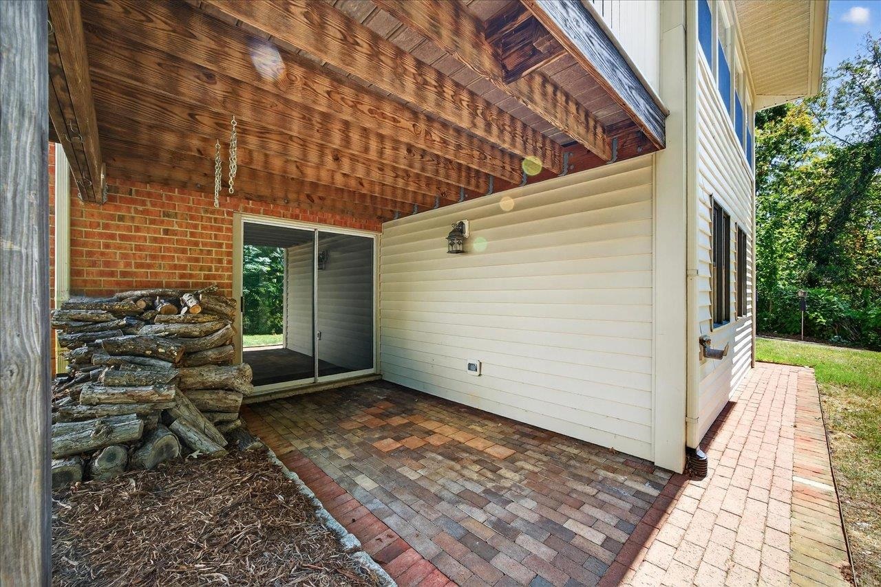 1185 PINEHURST RD