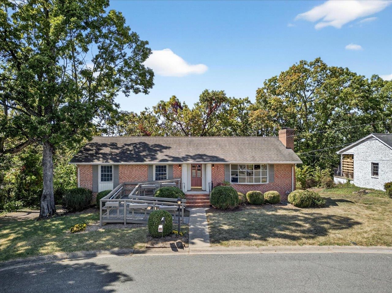 1185 PINEHURST RD