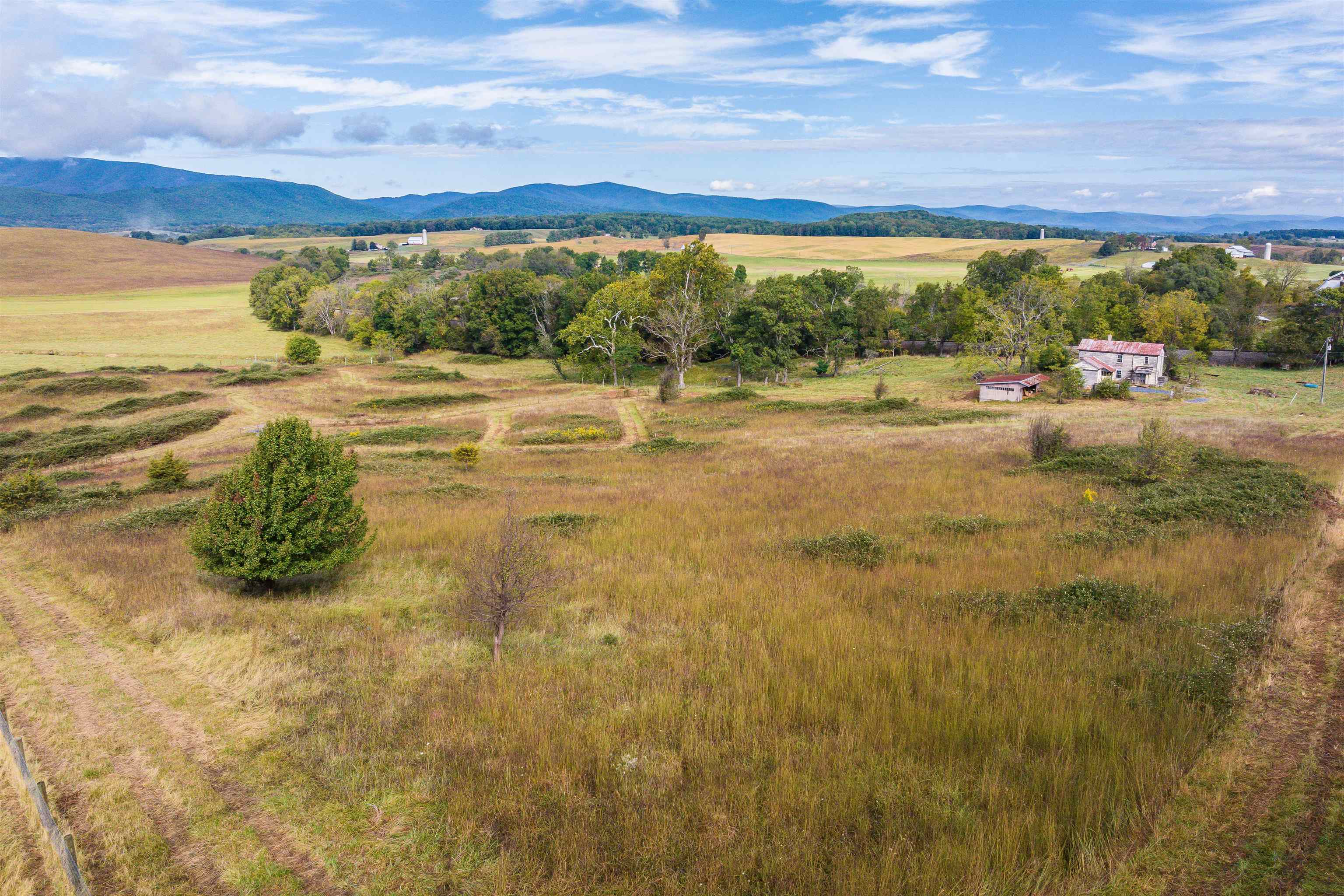 594 HEWITT RD