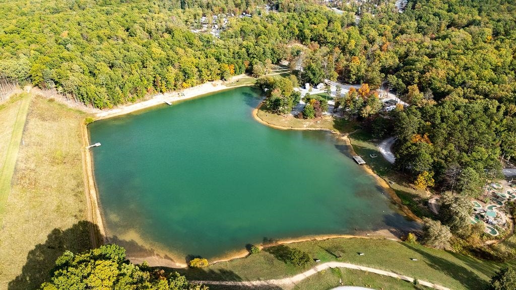 TBD HORSESHOE HOLLOW