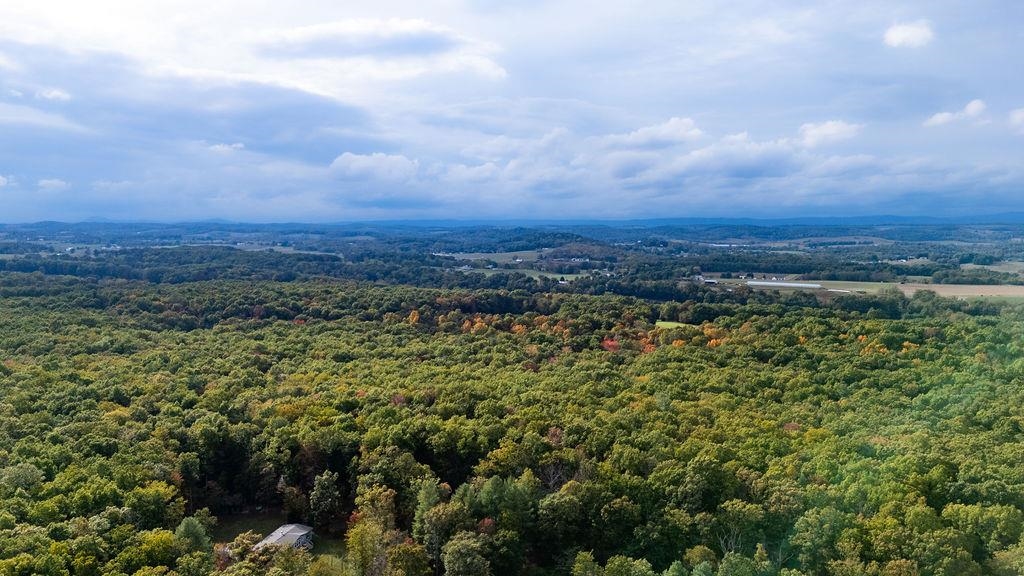 TBD HORSESHOE HOLLOW