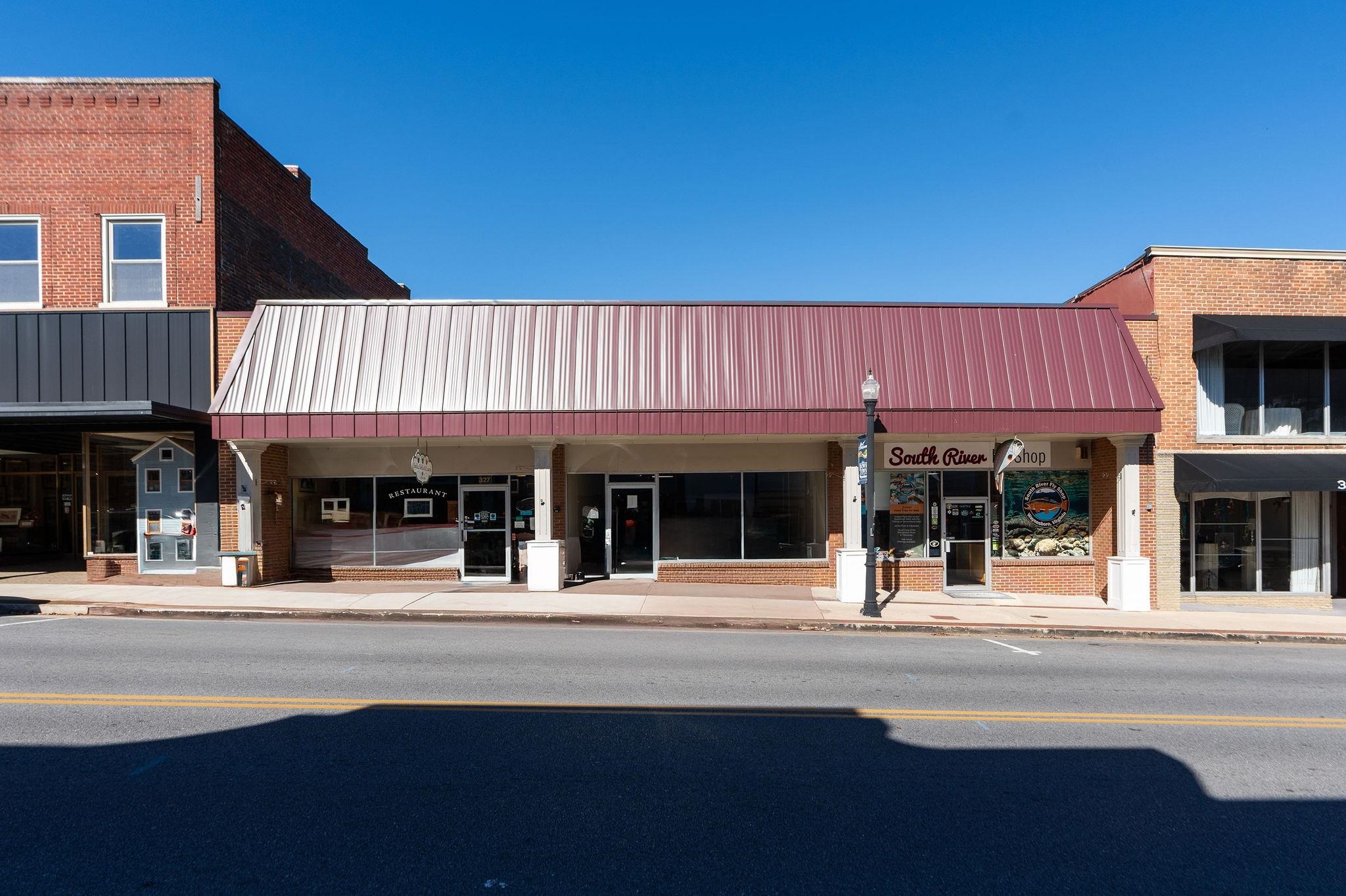 323 W MAIN ST