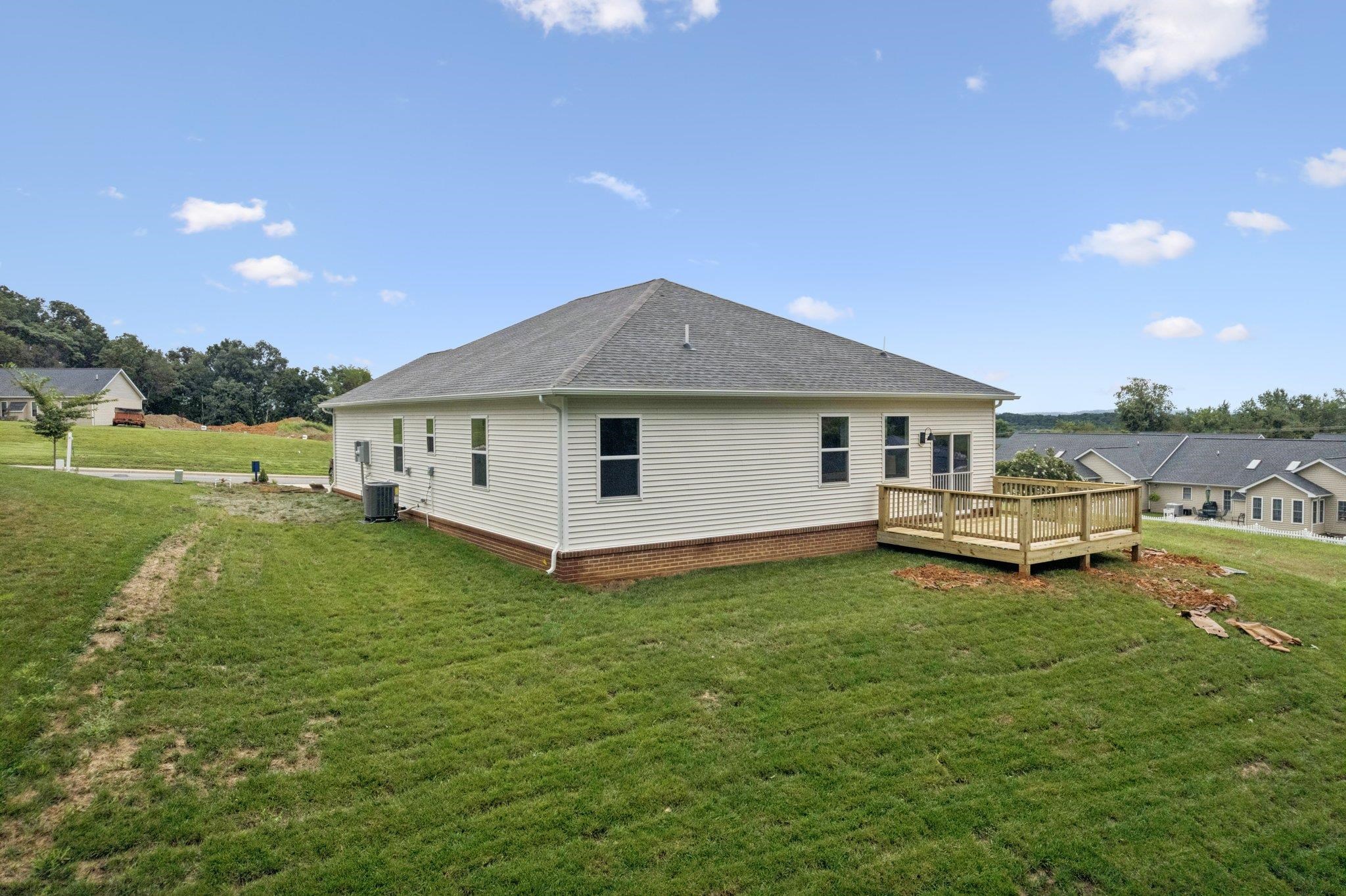 5 OAK VIEW DR