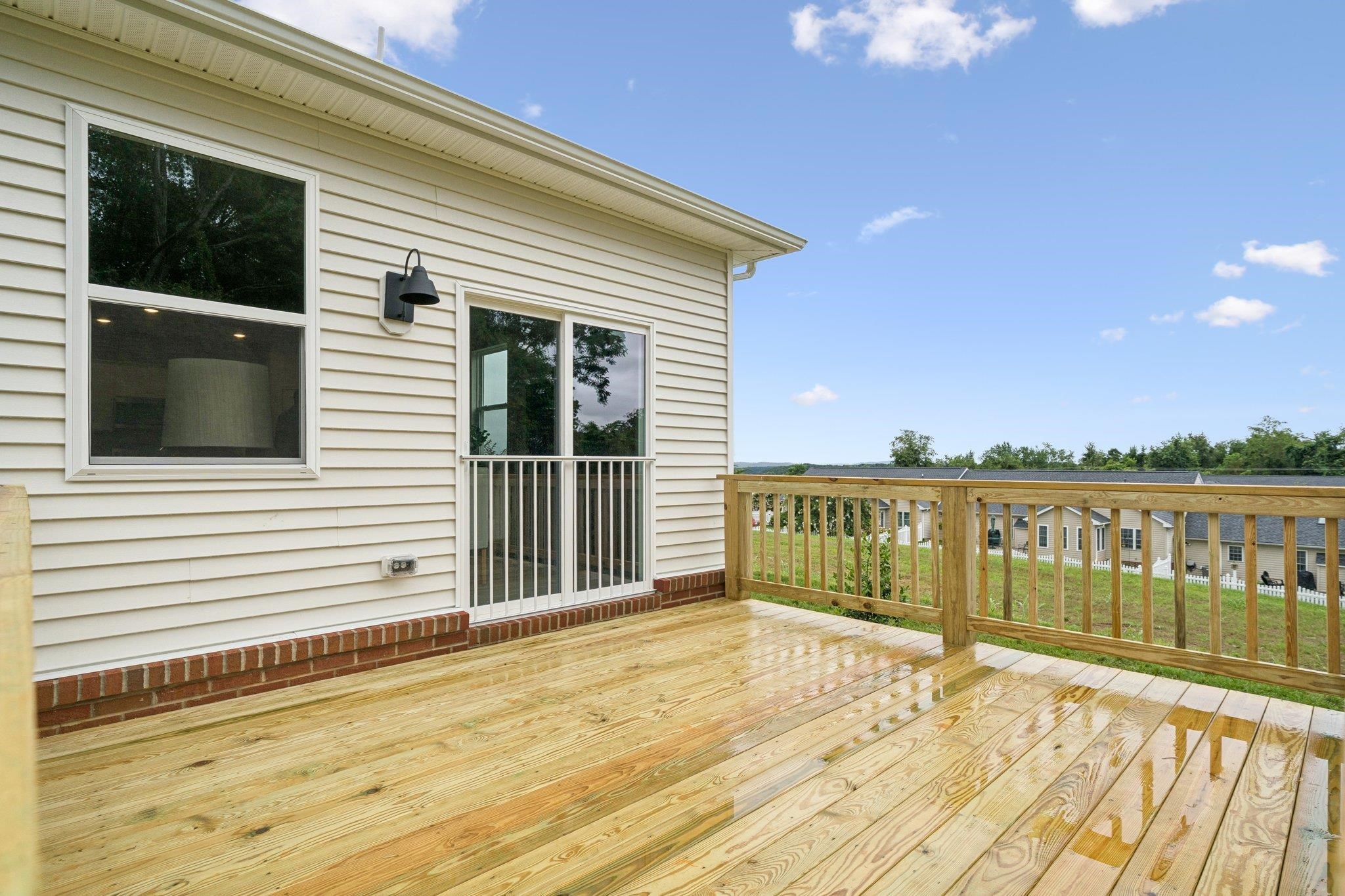 5 OAK VIEW DR