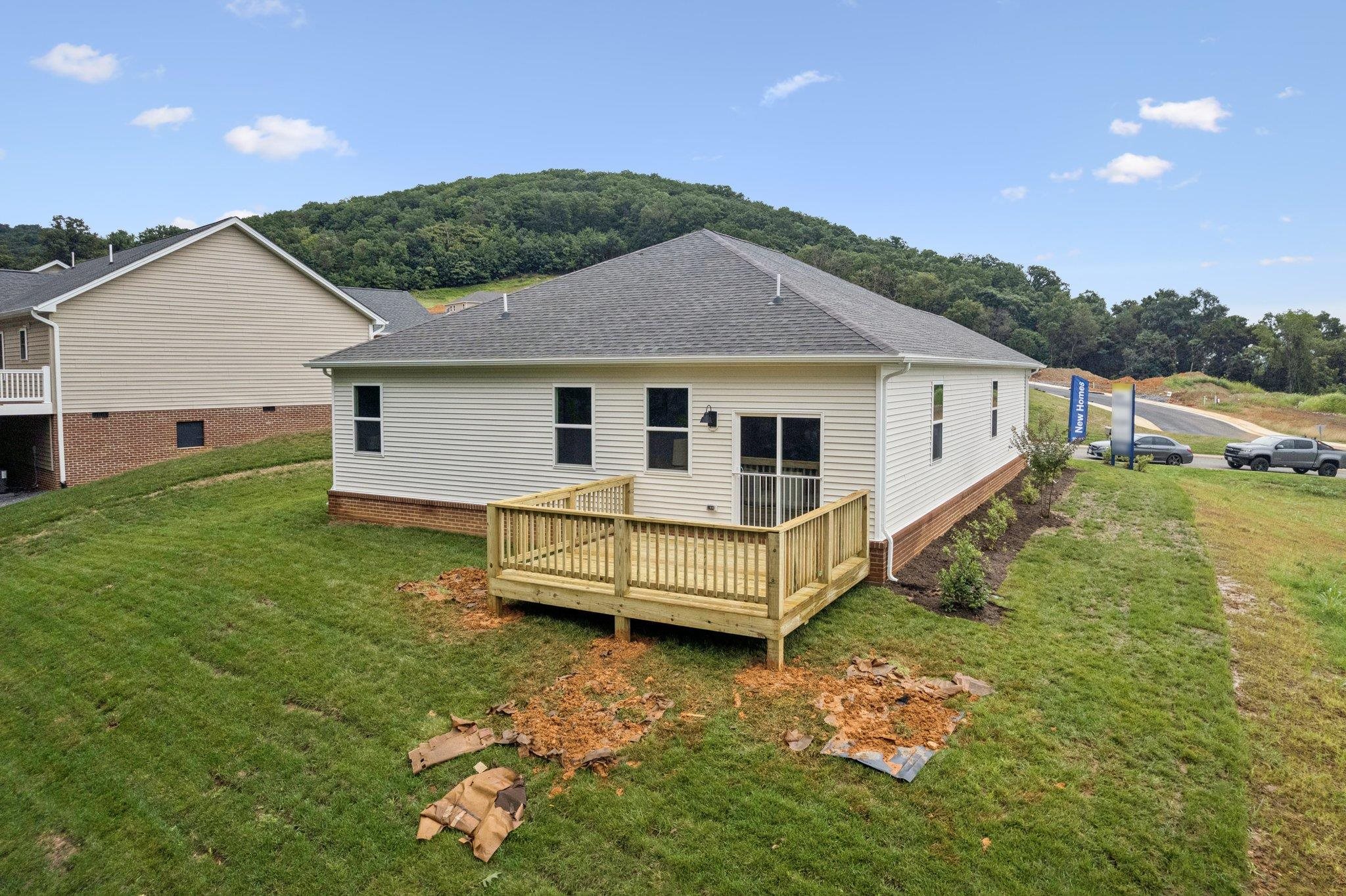 5 OAK VIEW DR