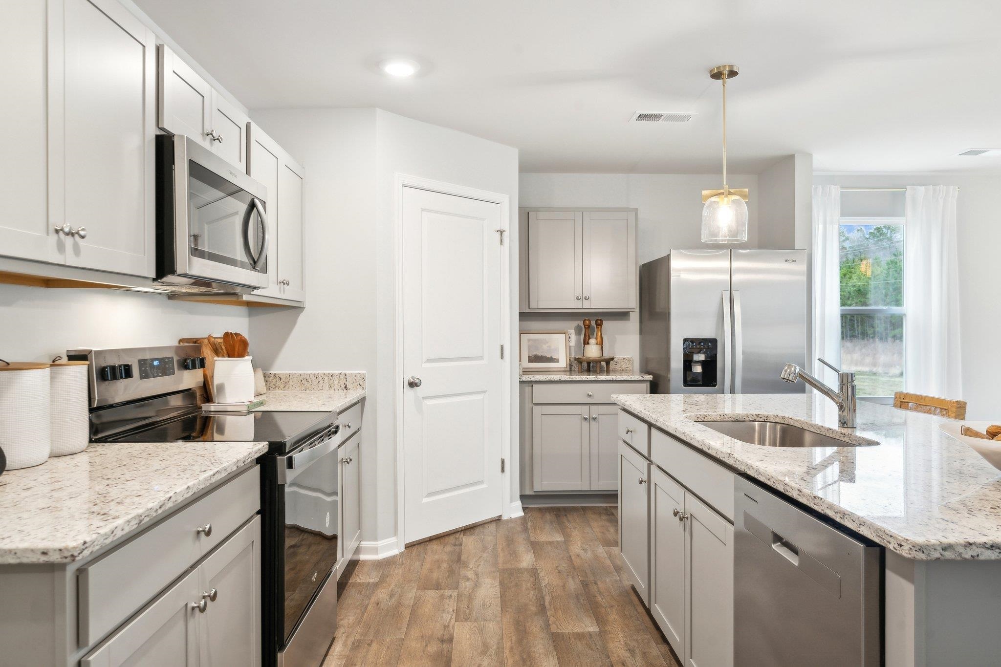 5 OAK VIEW DR