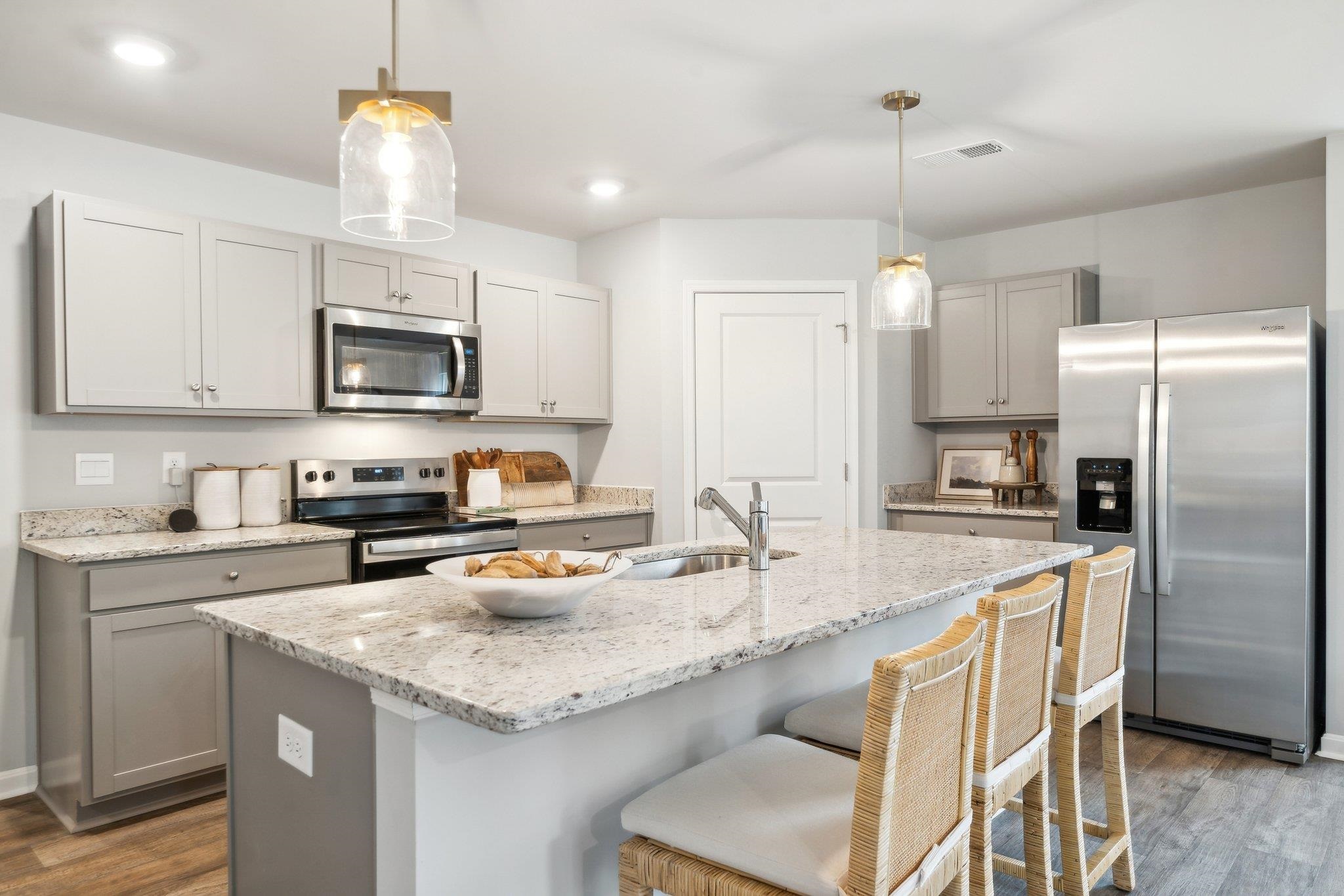 5 OAK VIEW DR