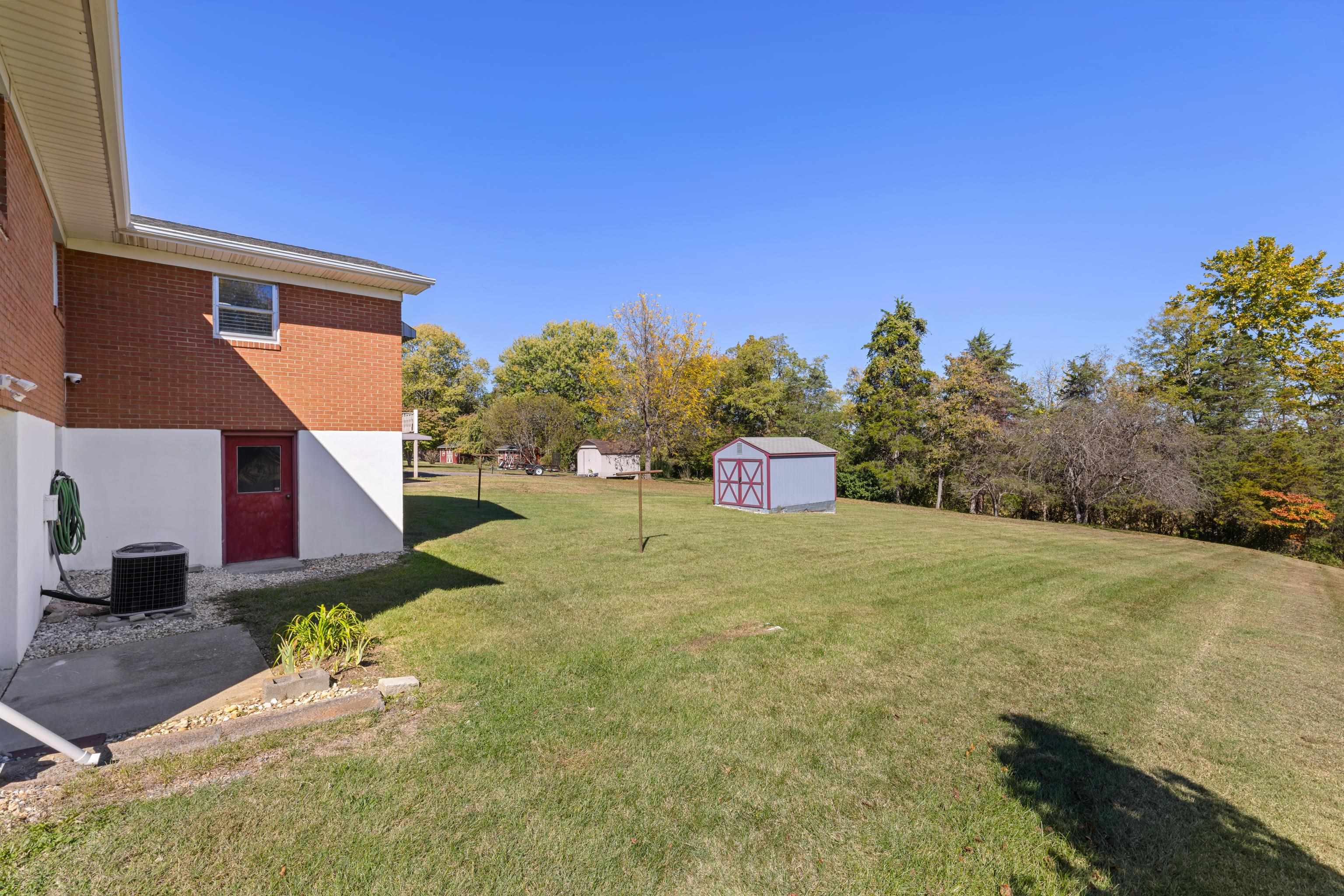 97 HILLSIDE DR