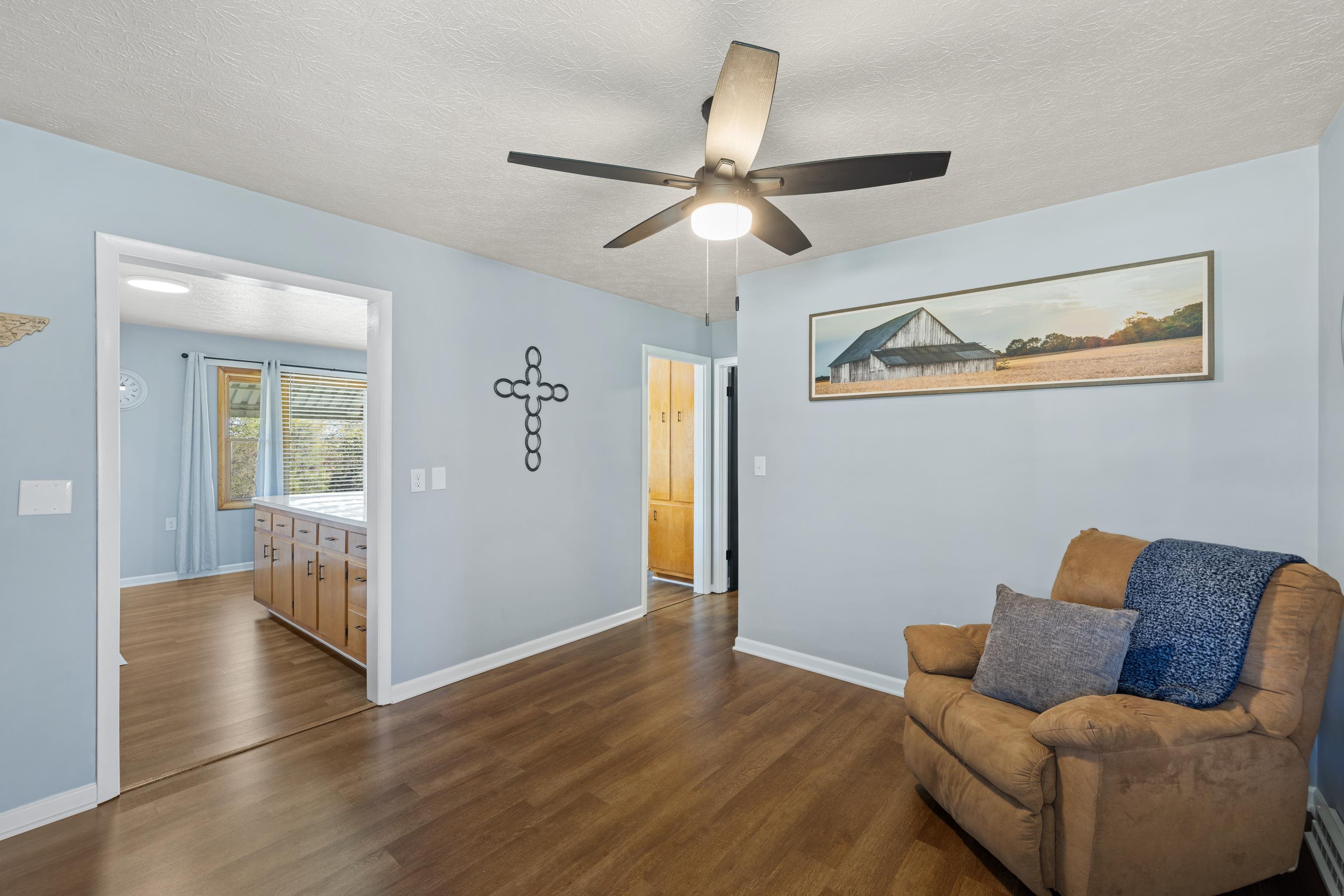 97 HILLSIDE DR
