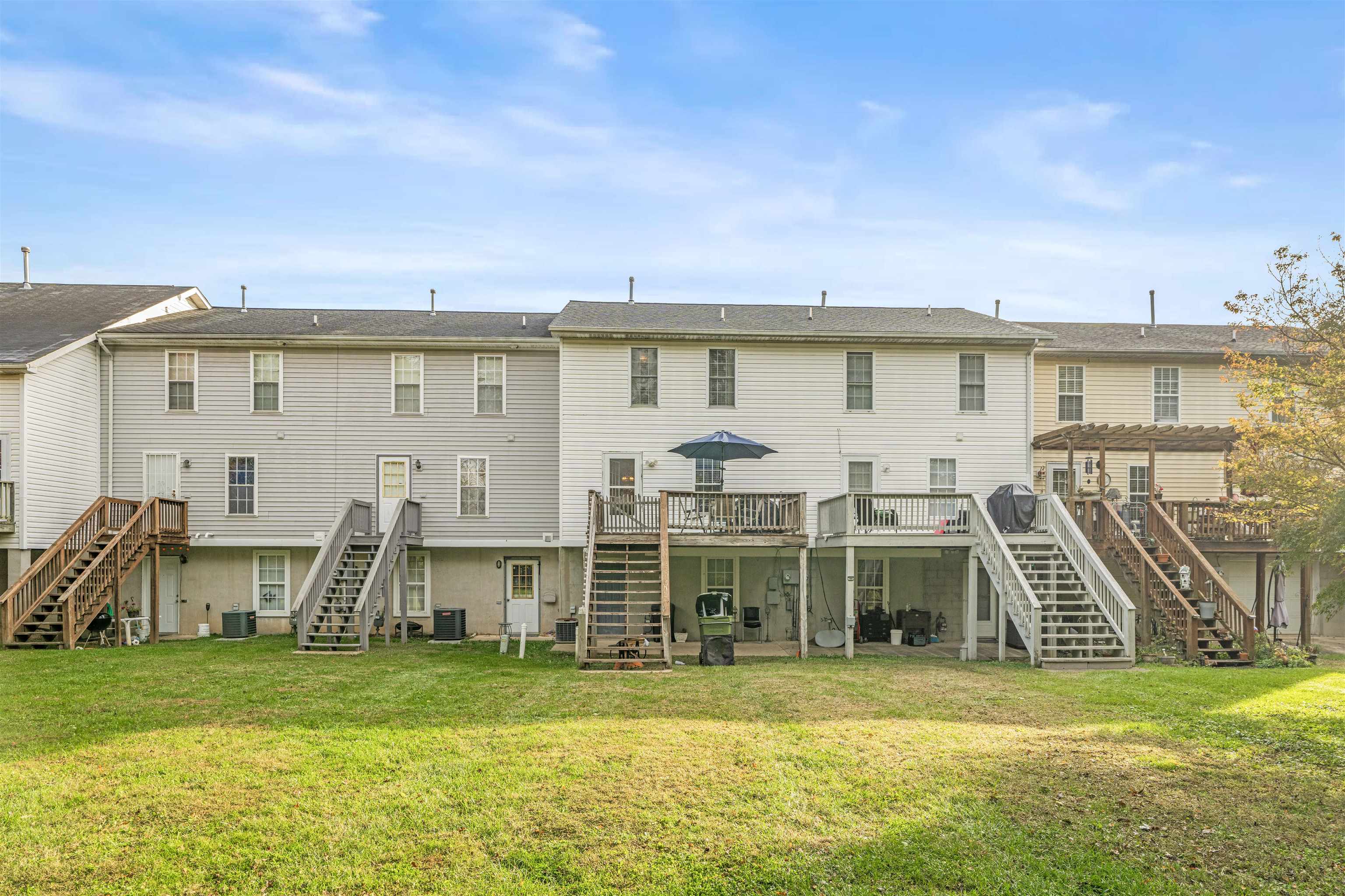 1046 BRIDGE AVE