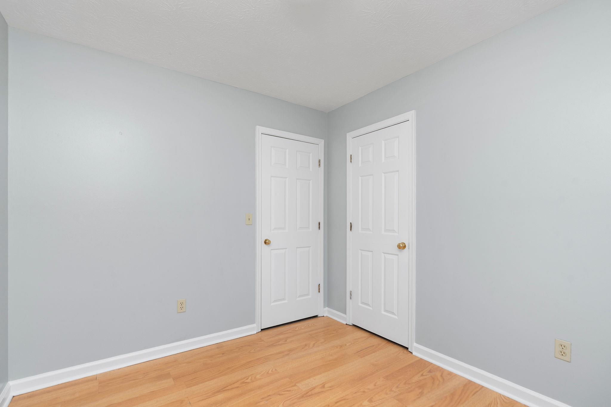 320 S WINCHESTER AVE