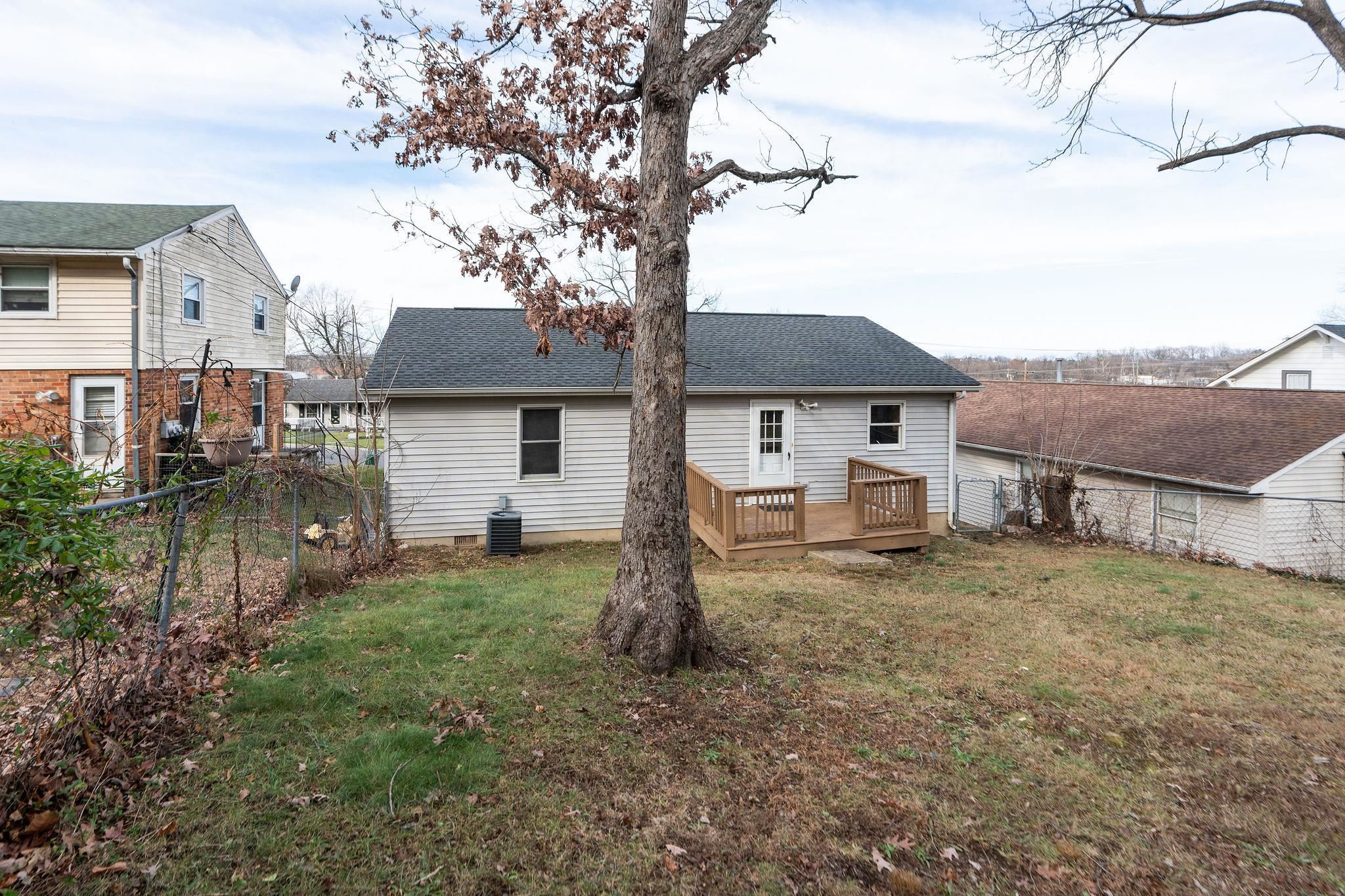 320 S WINCHESTER AVE