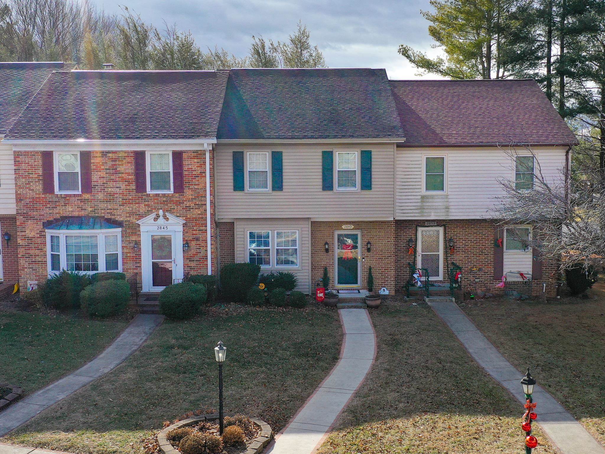 2849 JEFFERSON LN