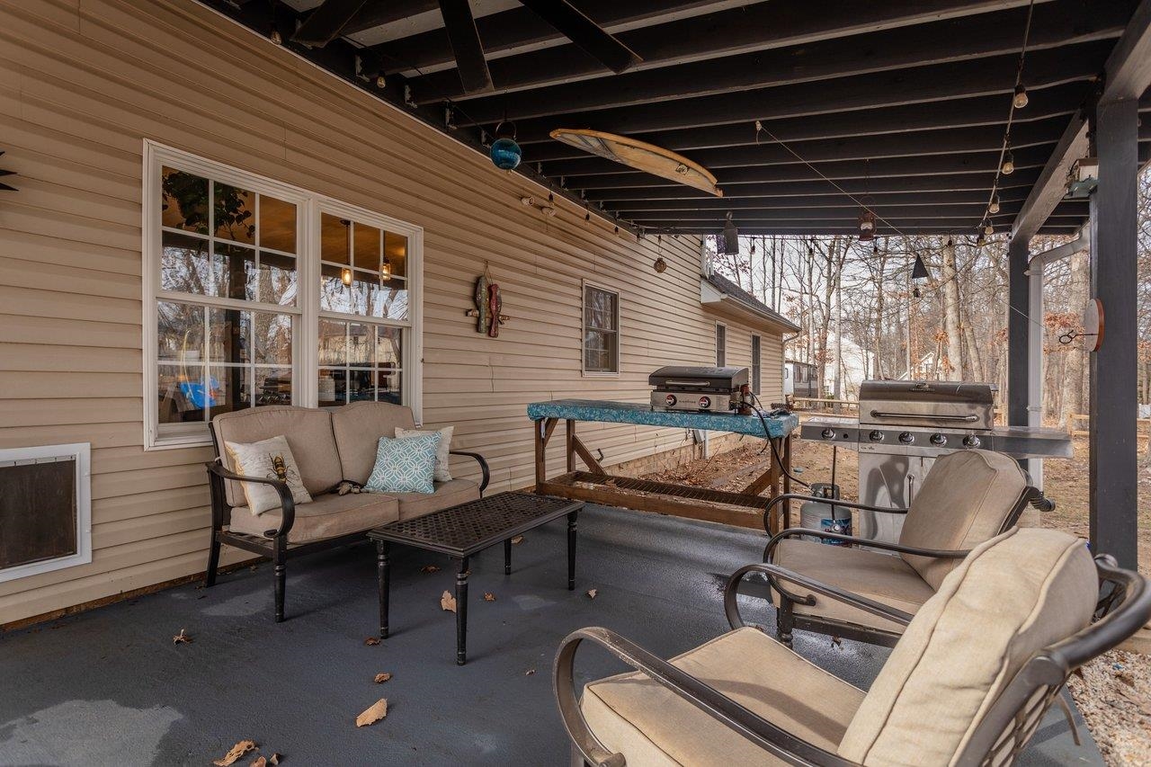 344 ARROWHEAD LN