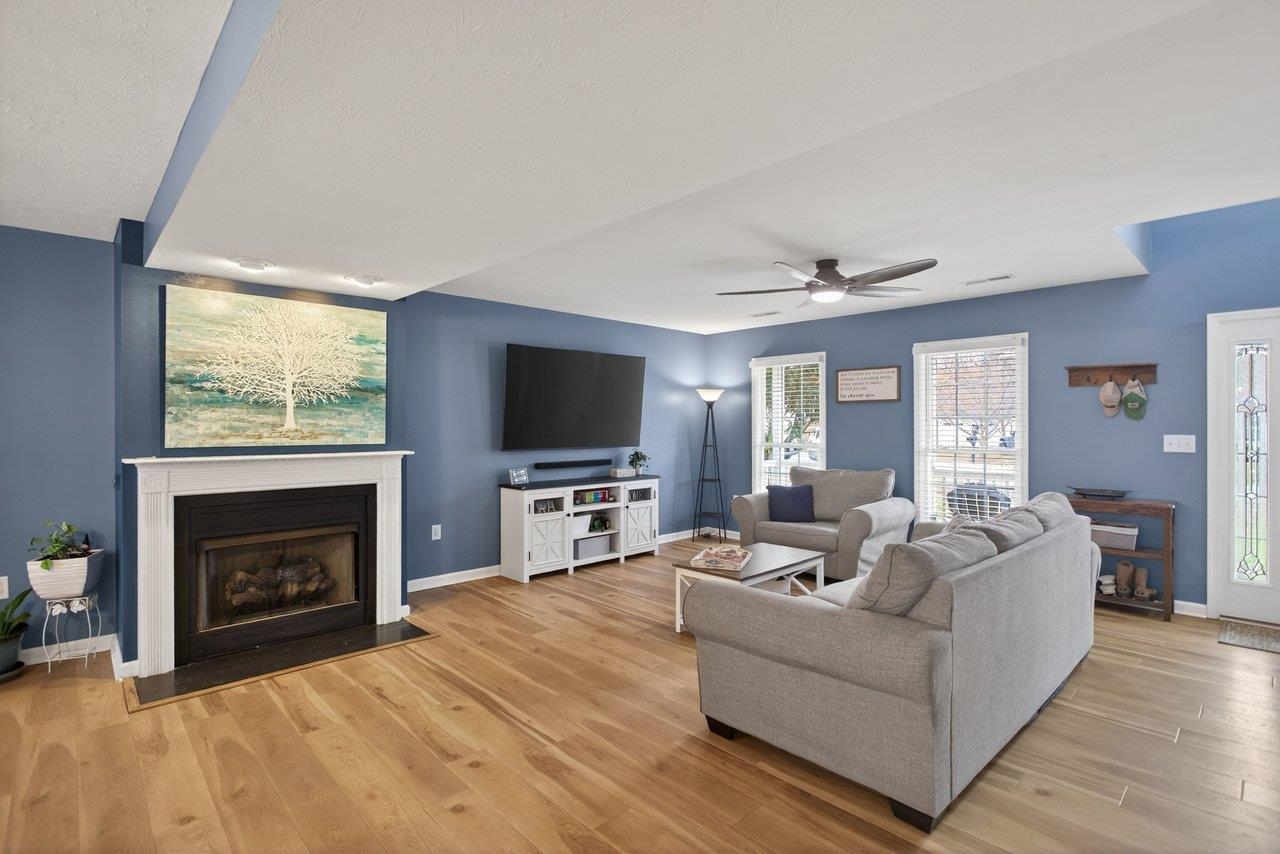 344 ARROWHEAD LN