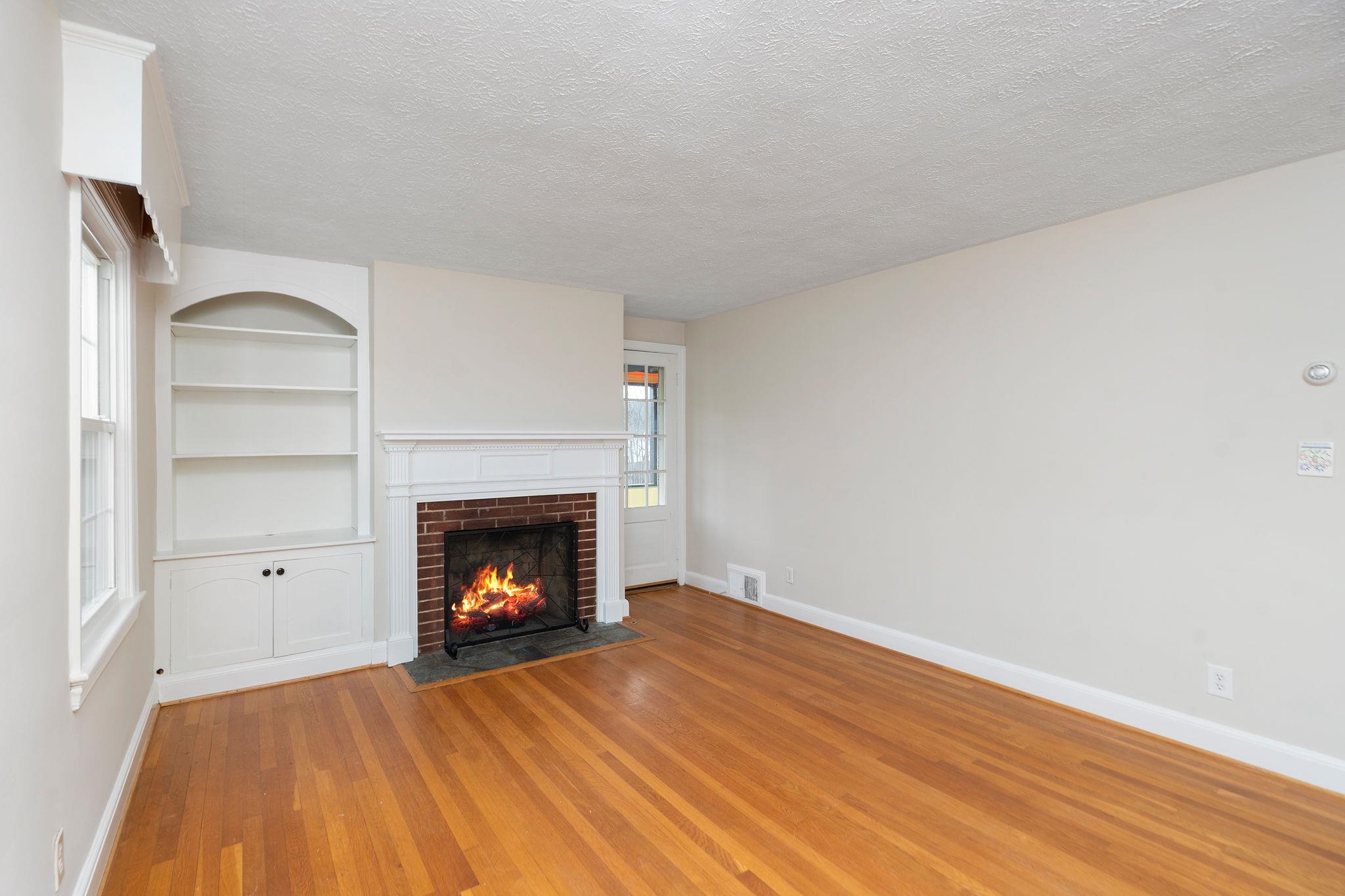 315 DUPONT CIR