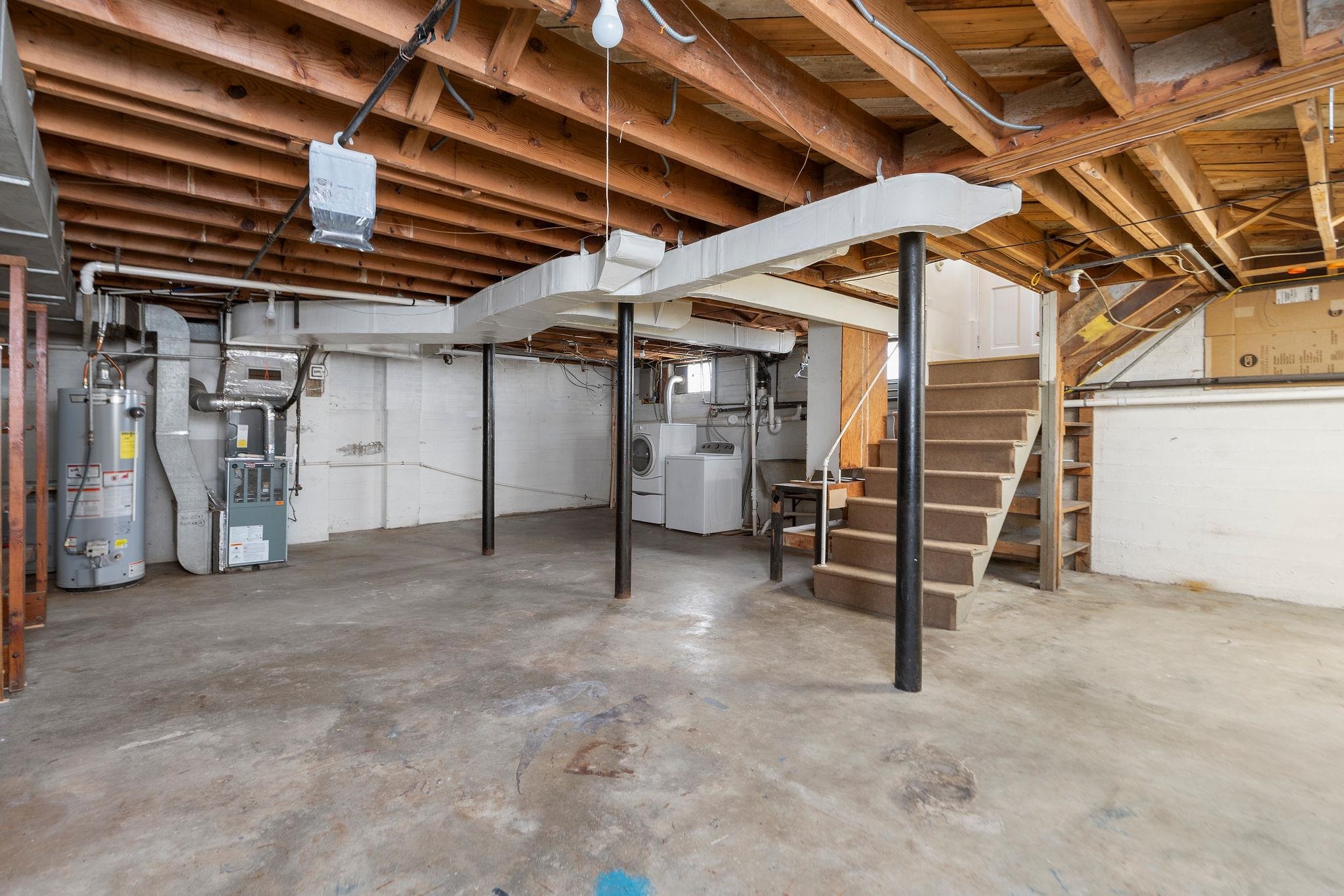 315 DUPONT CIR