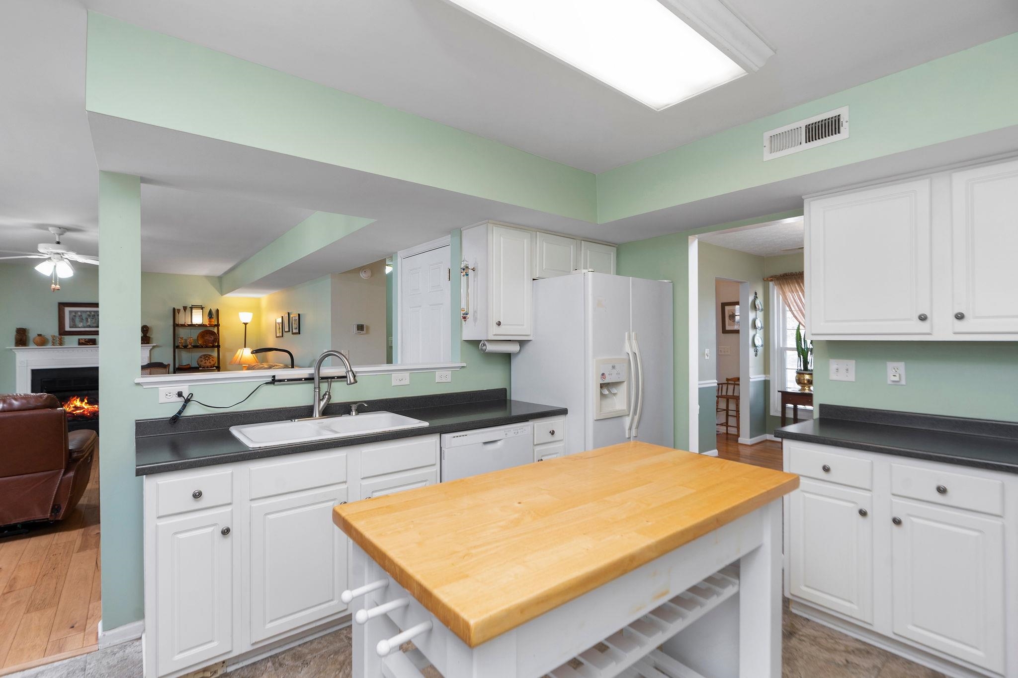 419 WYNDHAM HILL DR