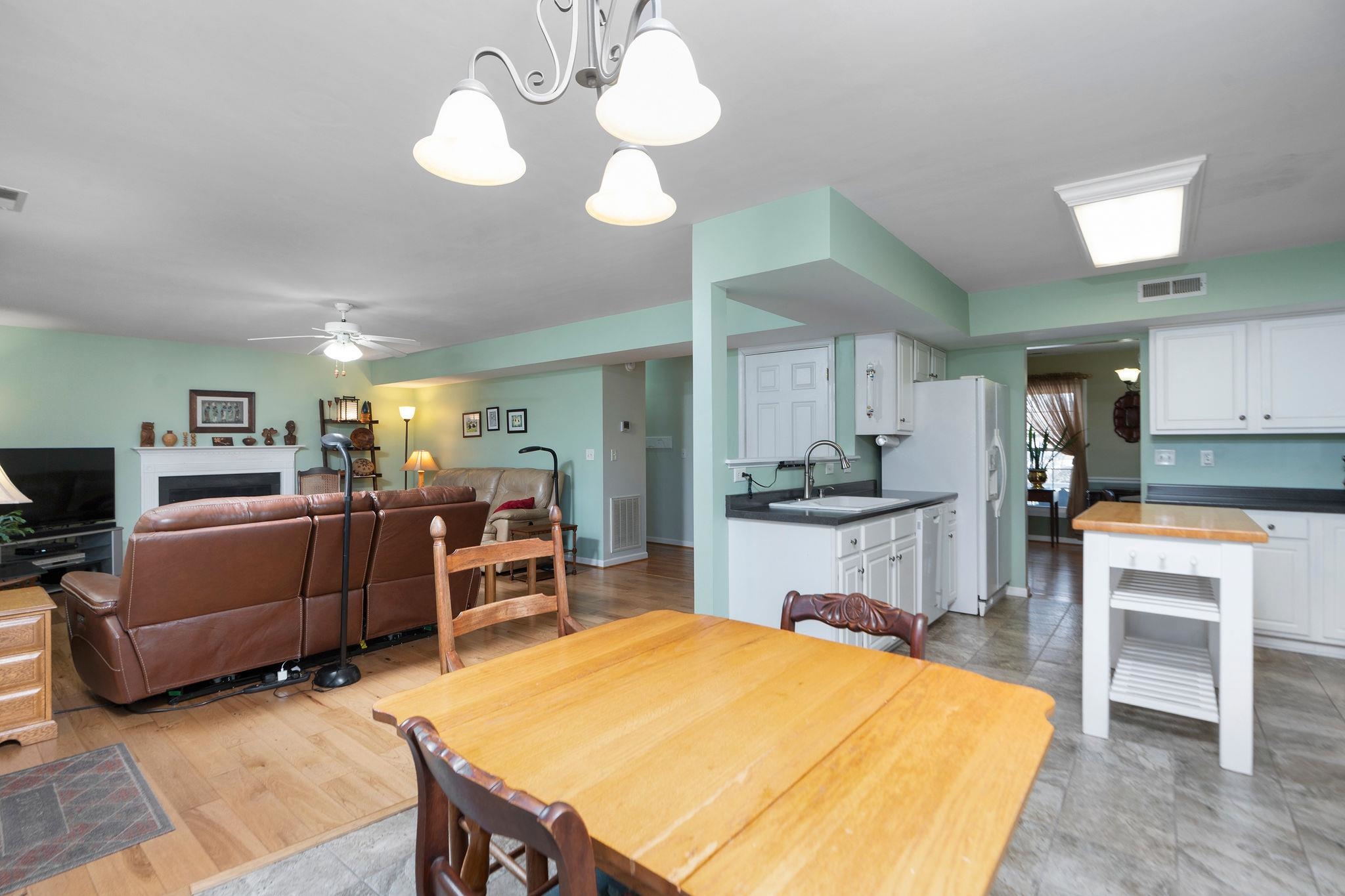 419 WYNDHAM HILL DR
