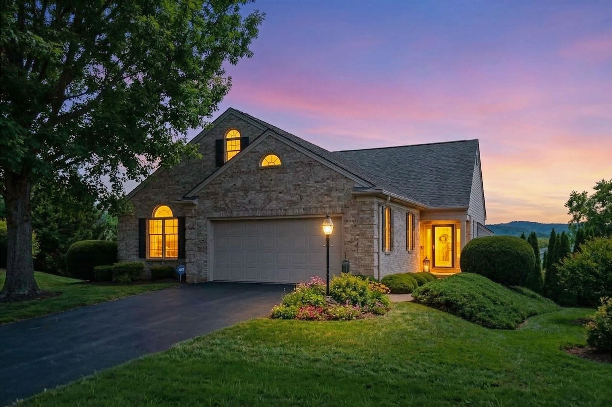 784 GOVERNORS WAY
