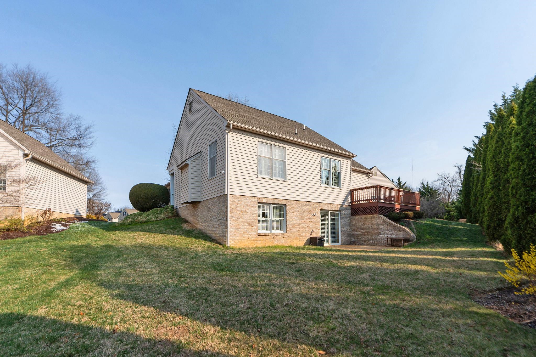 784 GOVERNORS WAY