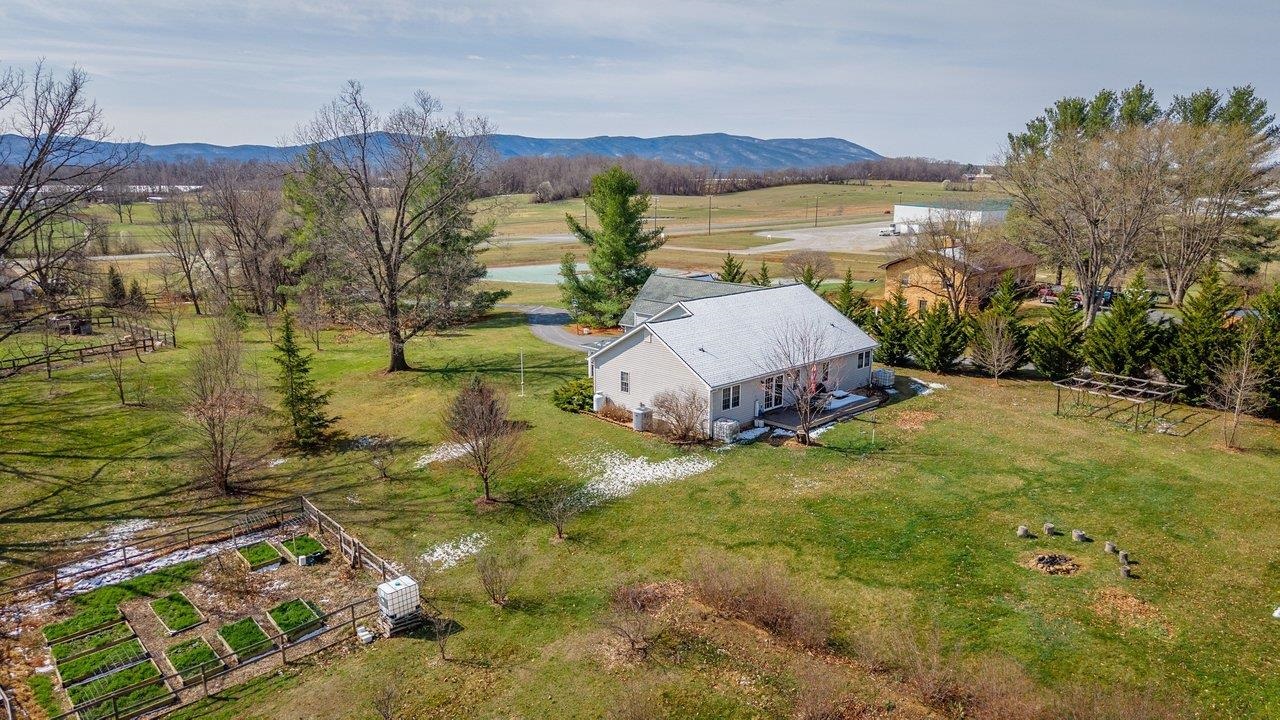 3844 STUARTS DRAFT HWY