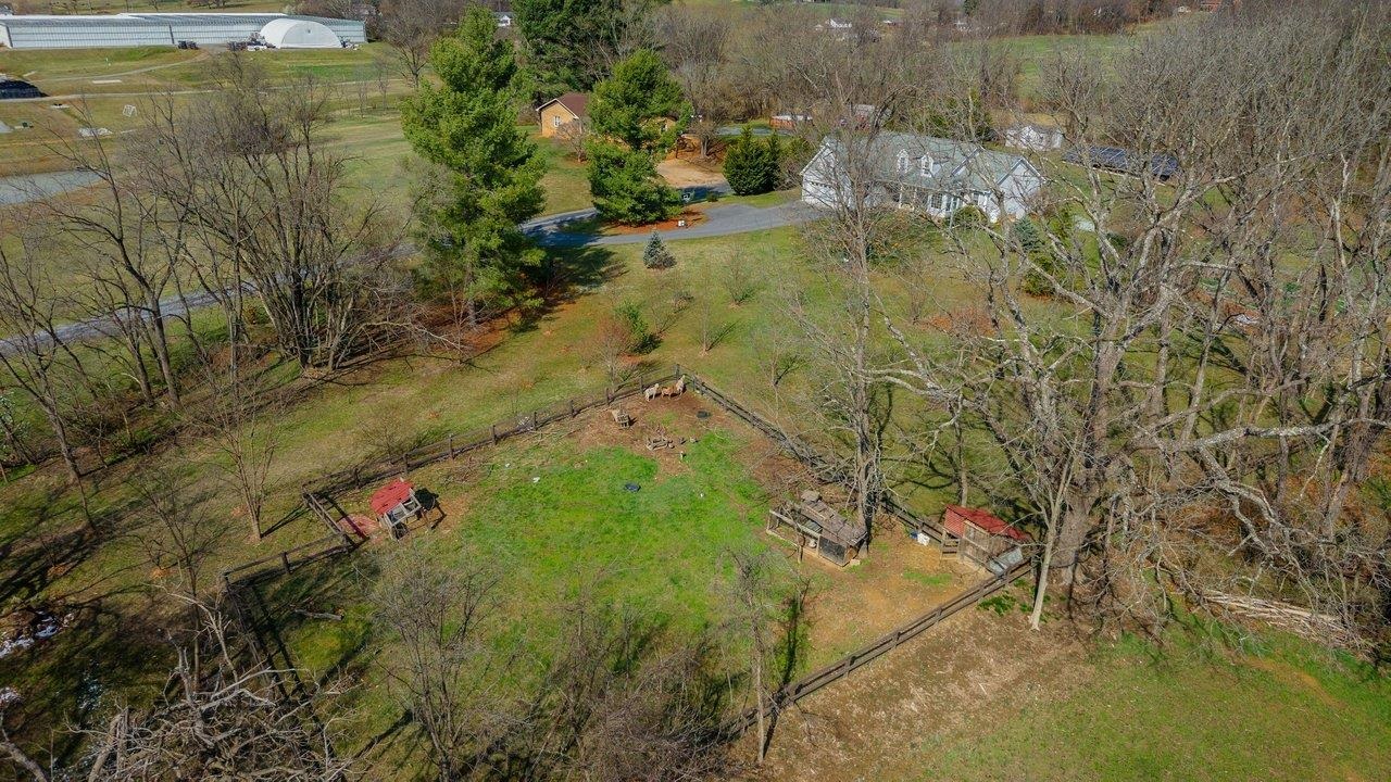 3844 STUARTS DRAFT HWY