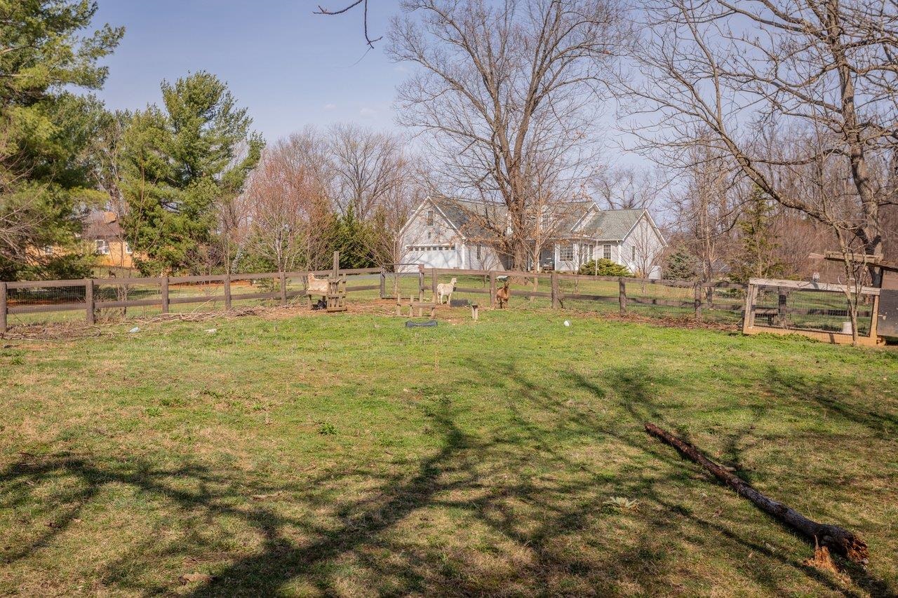 3844 STUARTS DRAFT HWY