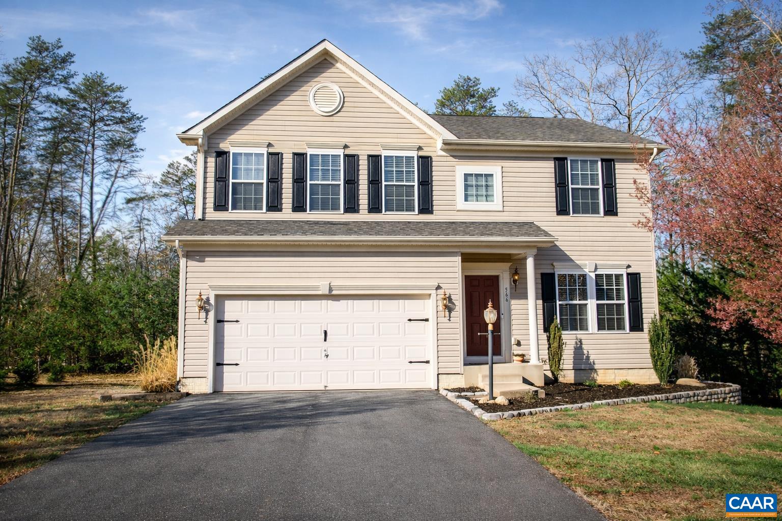 566 JUSTIN DR