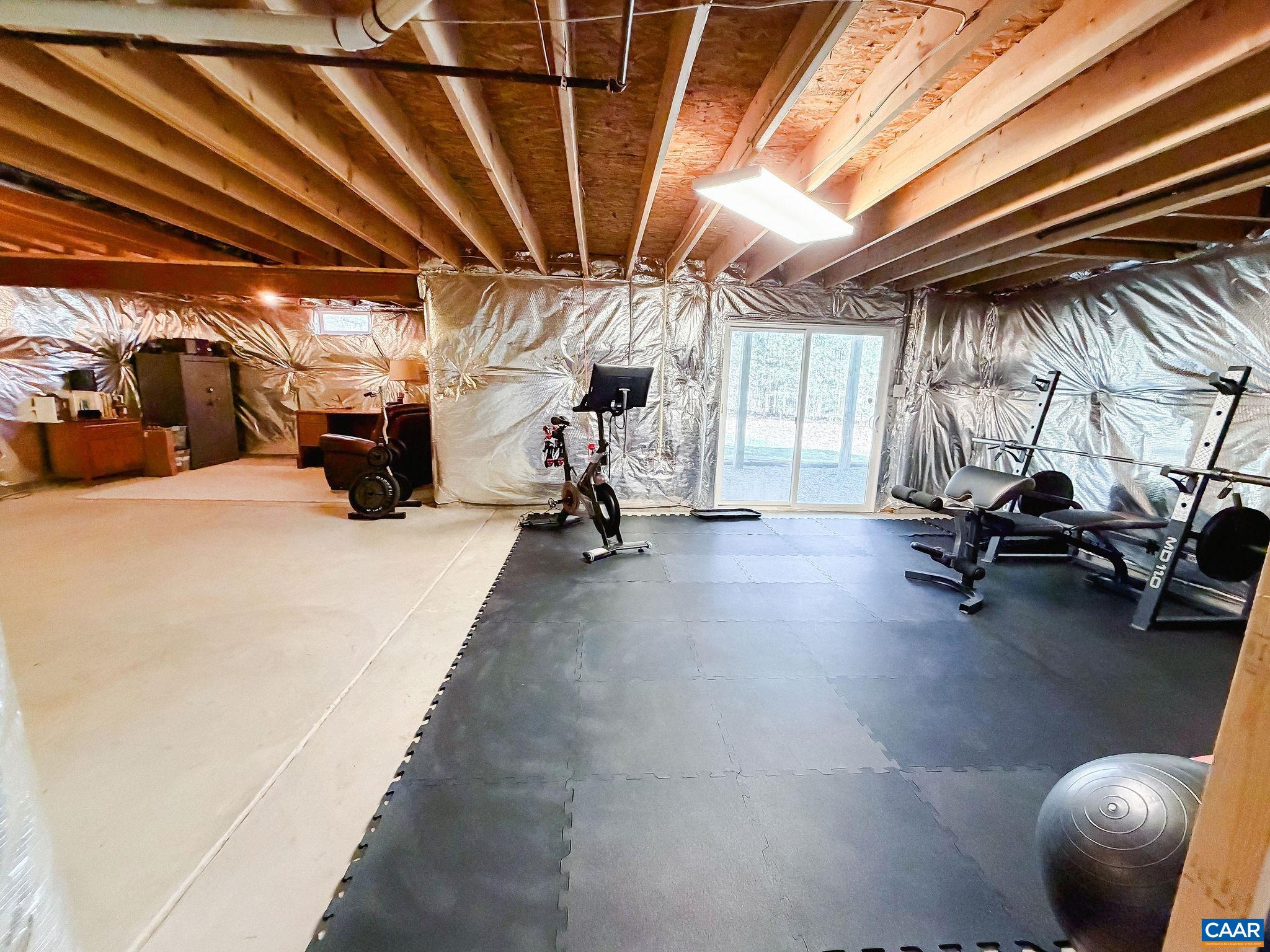 566 JUSTIN DR