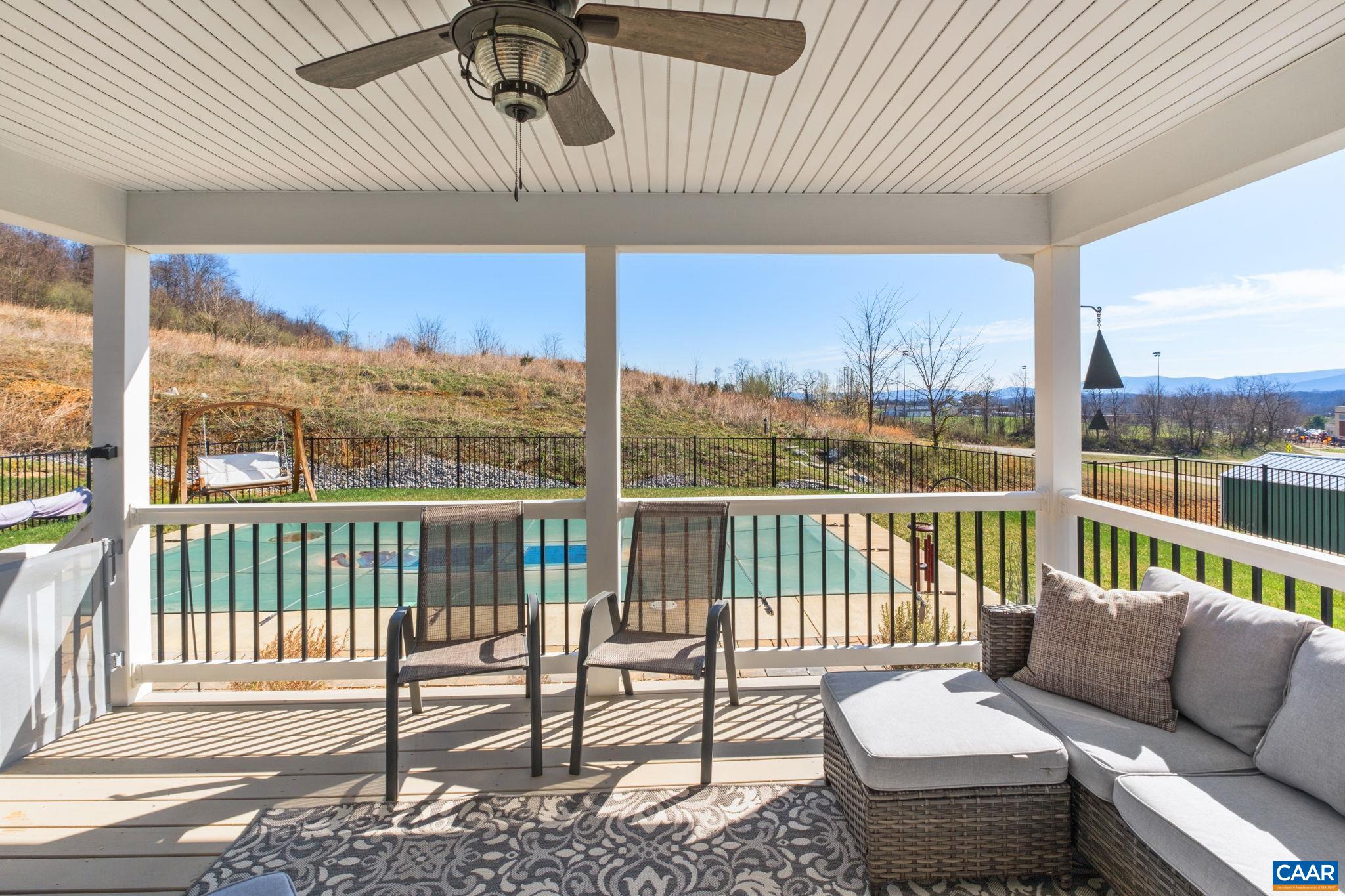 115 HULL HILLS LN