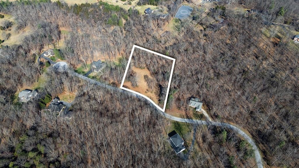 Lot 11 FARMINGTON DR