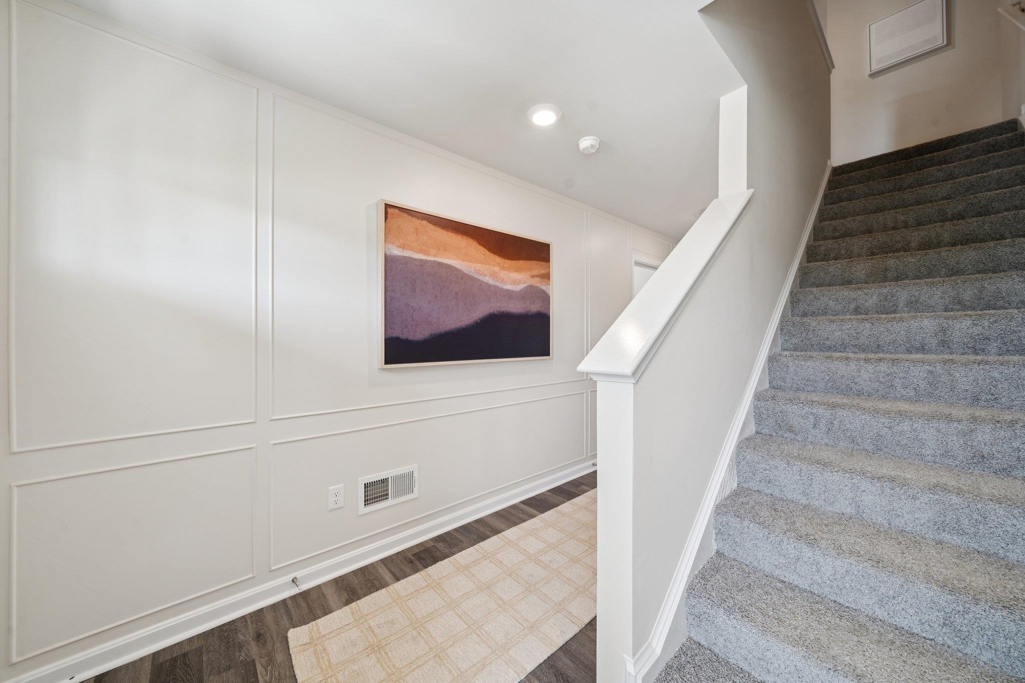 205 CAMDEN DR