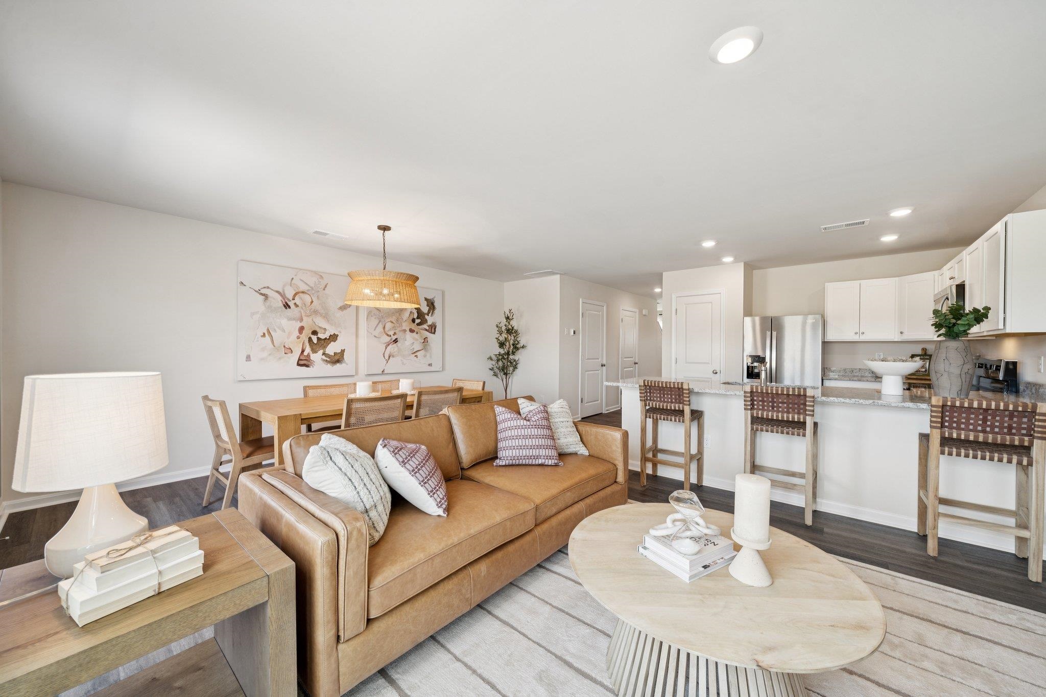 205 CAMDEN DR