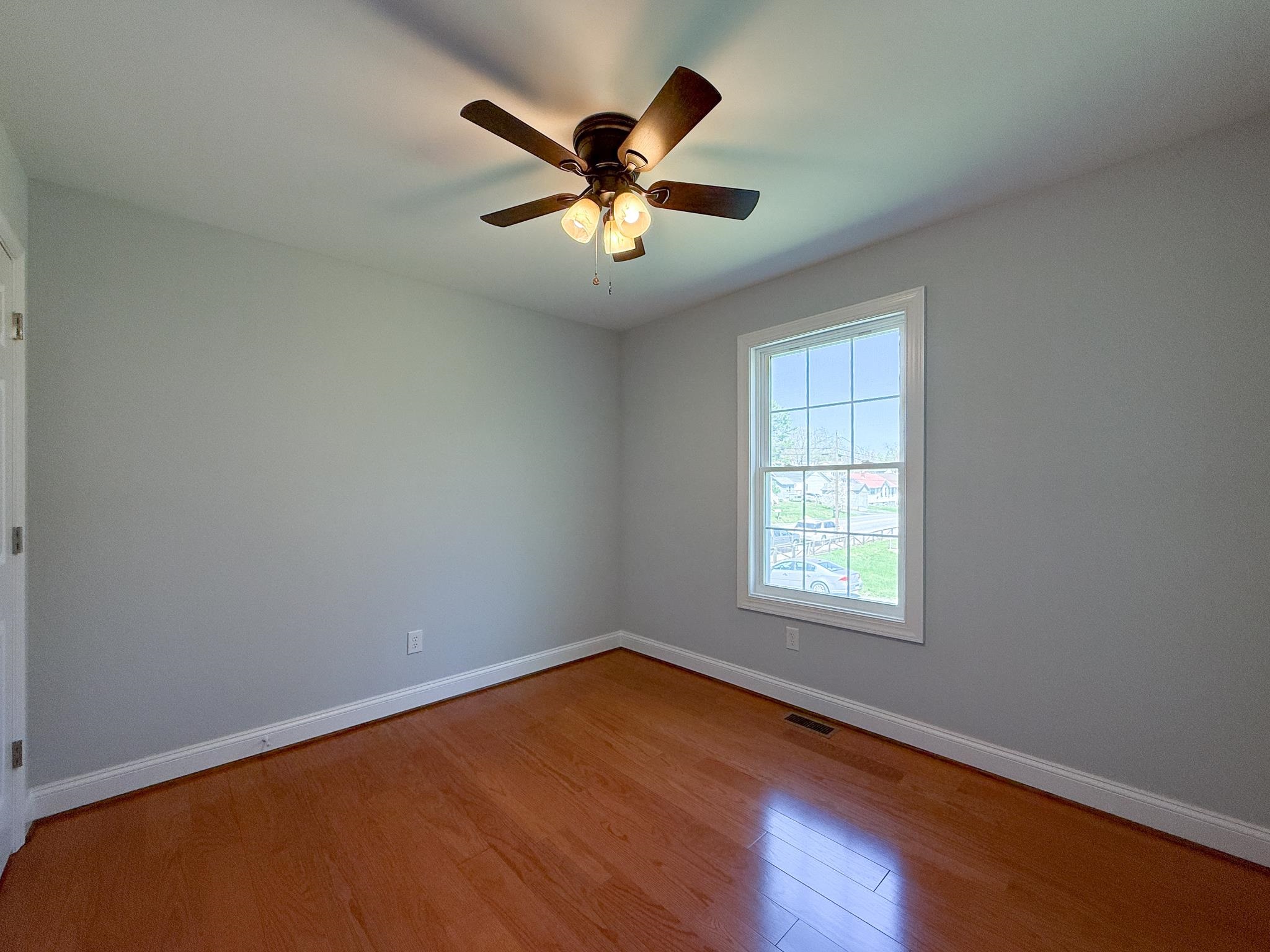 515 GRUBERT AVE Unit: A