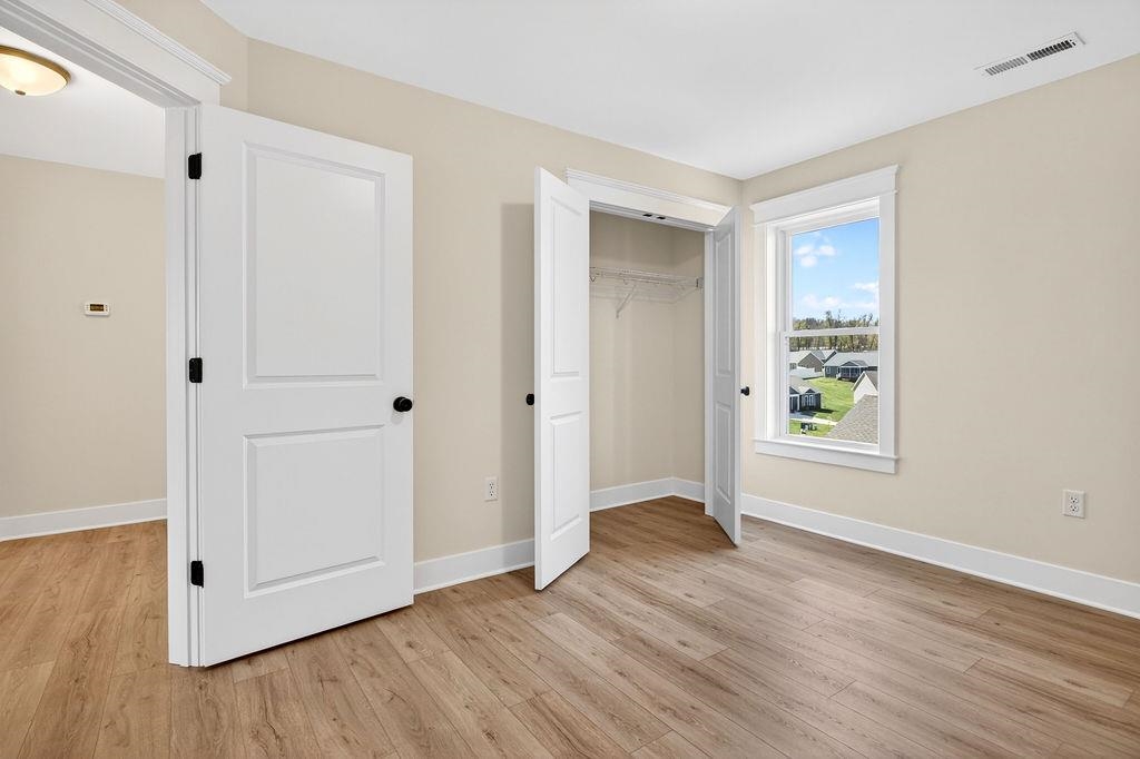 135 LANGLEY DR